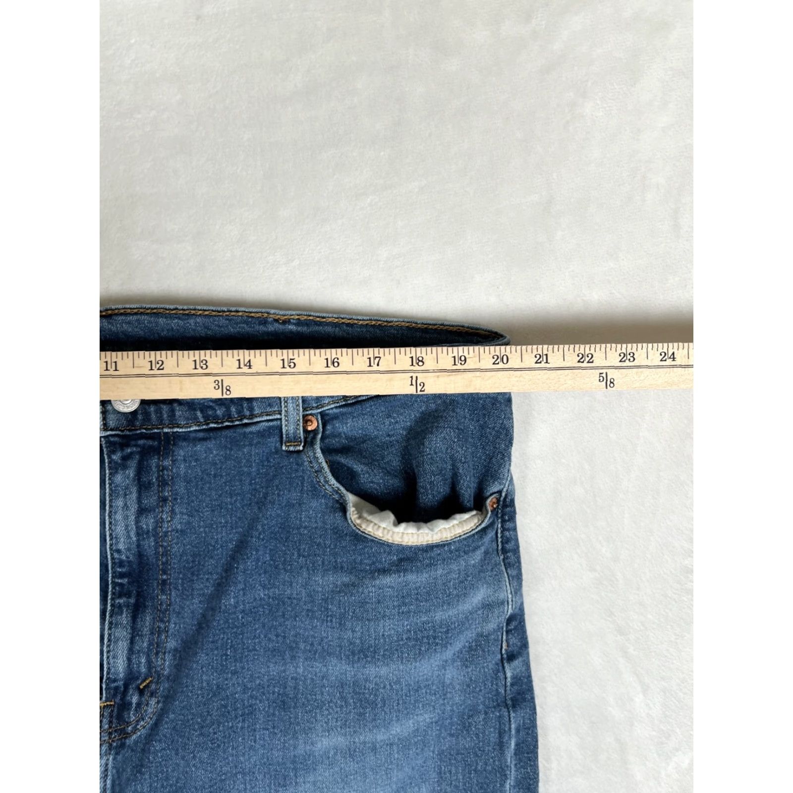 Levi's VINTAGE Levi’s 505 Denim Jeans 40x32 Medium Wash Jeans Men Regular Blue 80s 90s Grunge USA Levi's 500 Series Size US 40 / EU 56 - 3 Thumbnail