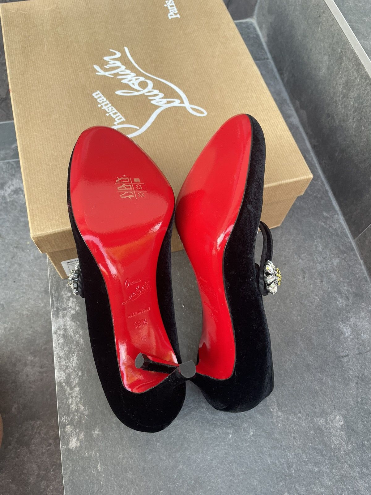 Christian Louboutin Christian Louboutin Heels Size US 9.5 / IT 39.5 - 7 Thumbnail