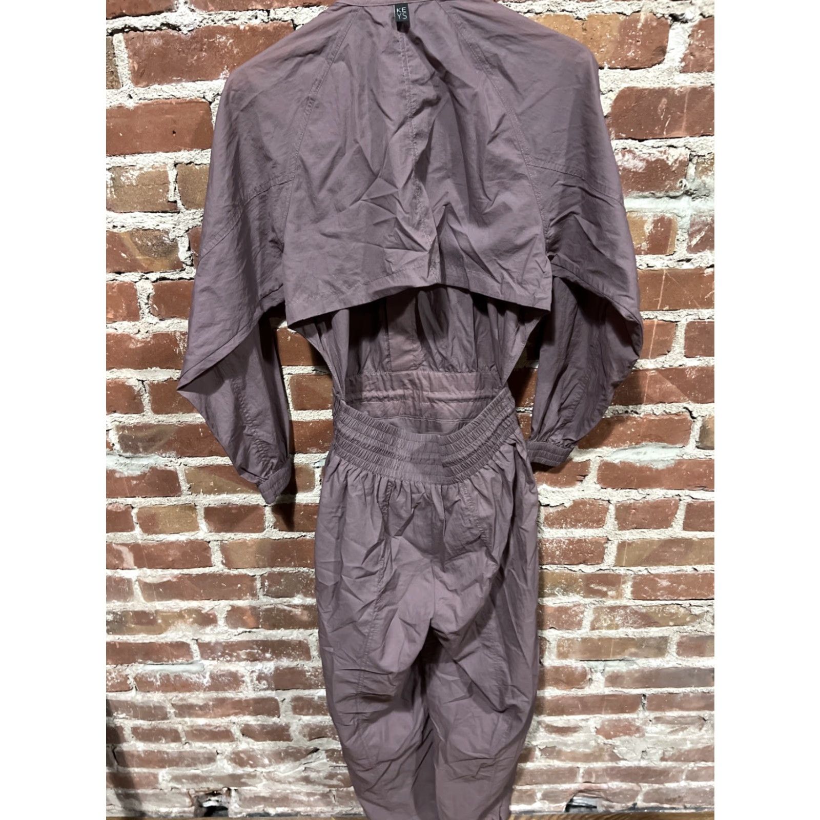 Athleta Athleta Alicia Keys Keys Utility Jumpsuit Mauve size 4 Womens Size 27" / US 4 / IT 40 - 3 Thumbnail