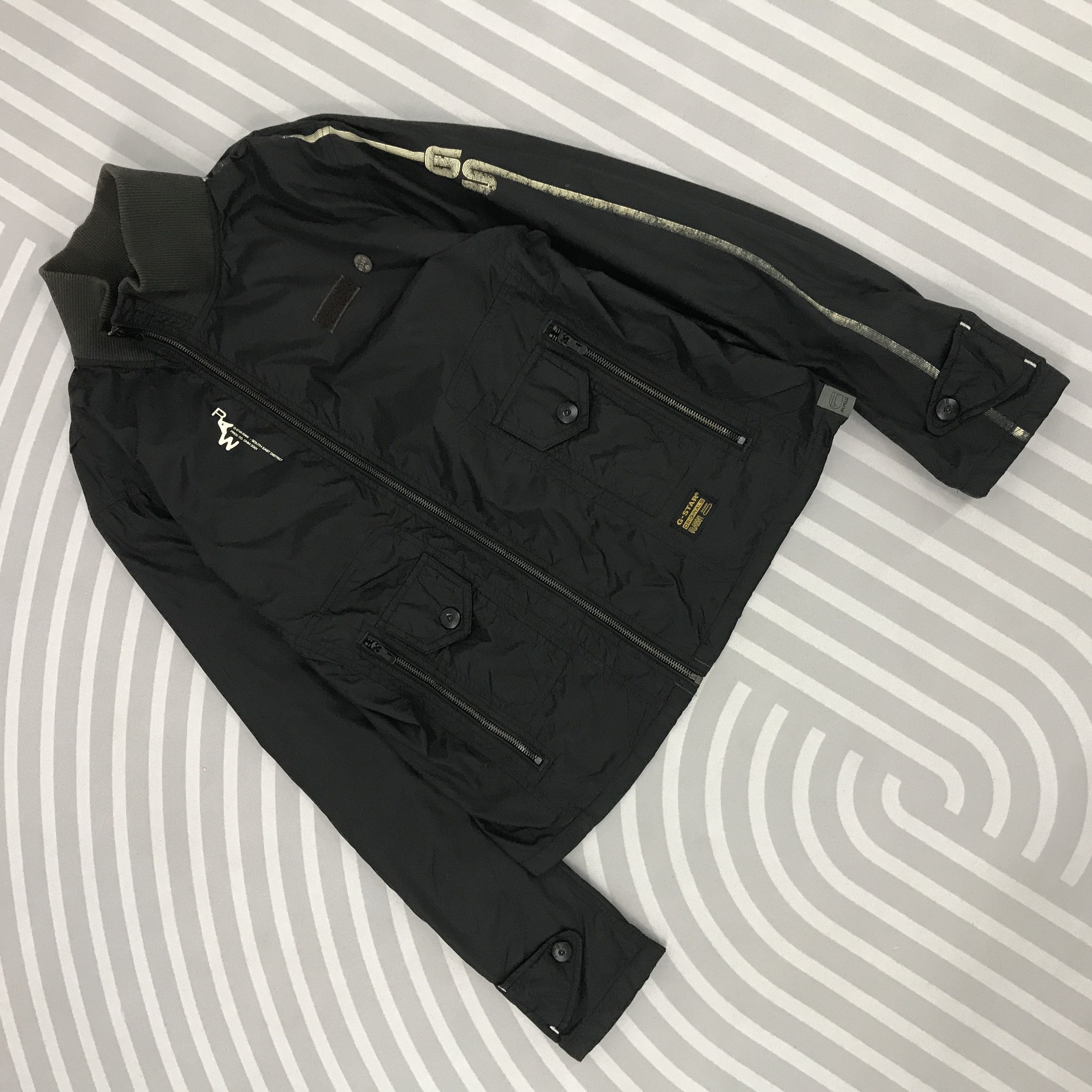 G-Star Vintage G-star raw black jacket windbreaker jacket Size US L / EU 52-54 / 3 - 5 Thumbnail