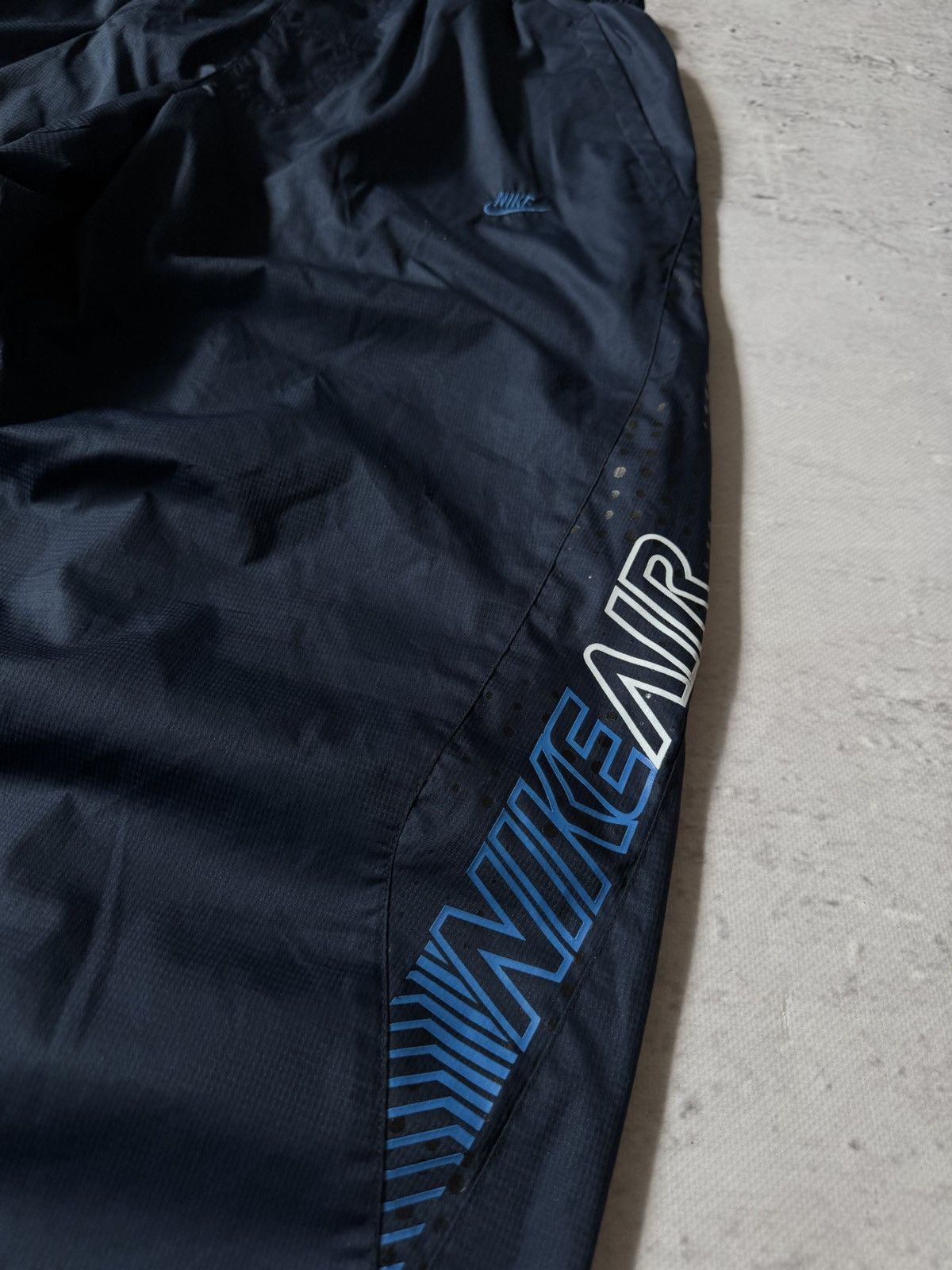Nike × Vintage NIKE AIR MAX NYLON VINTAGE OVERSIZE BAGGY PANTS SWEATPANTS Size US 34 / EU 50 - 4 Thumbnail