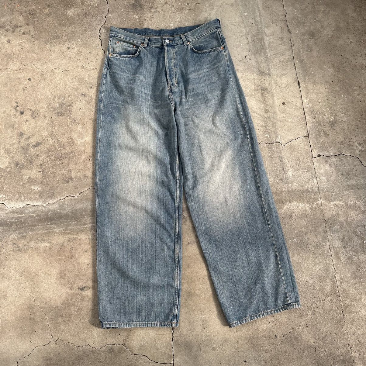 Weekday Weekday Astro loose baggy Jeans Size US 34 / EU 50 - 2 Thumbnail