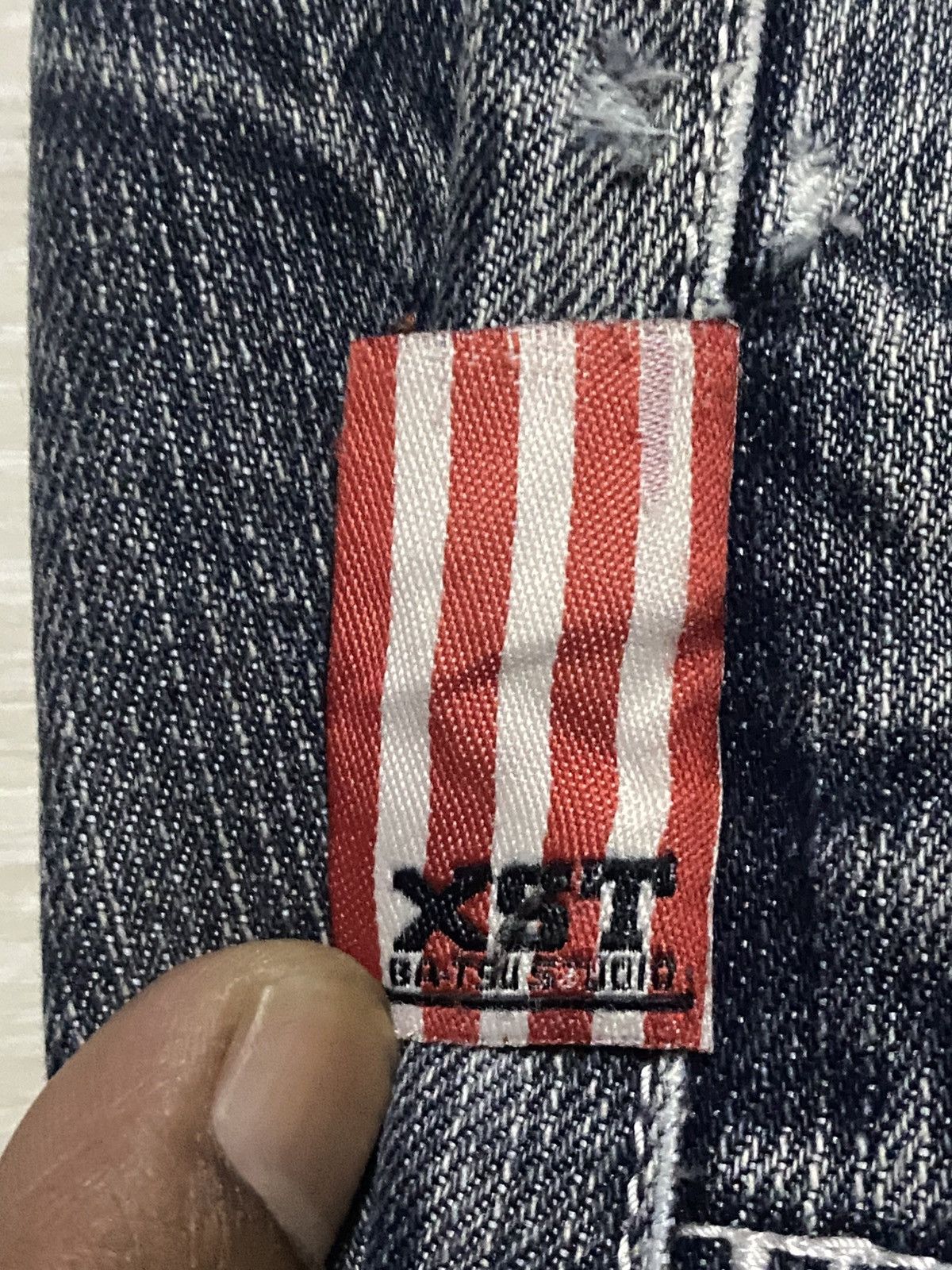 Universal Studios Vintage BA Tsu Studio Thunder Wash Print Distressed Slim Fit Size US 28 / EU 44 - 13 Thumbnail
