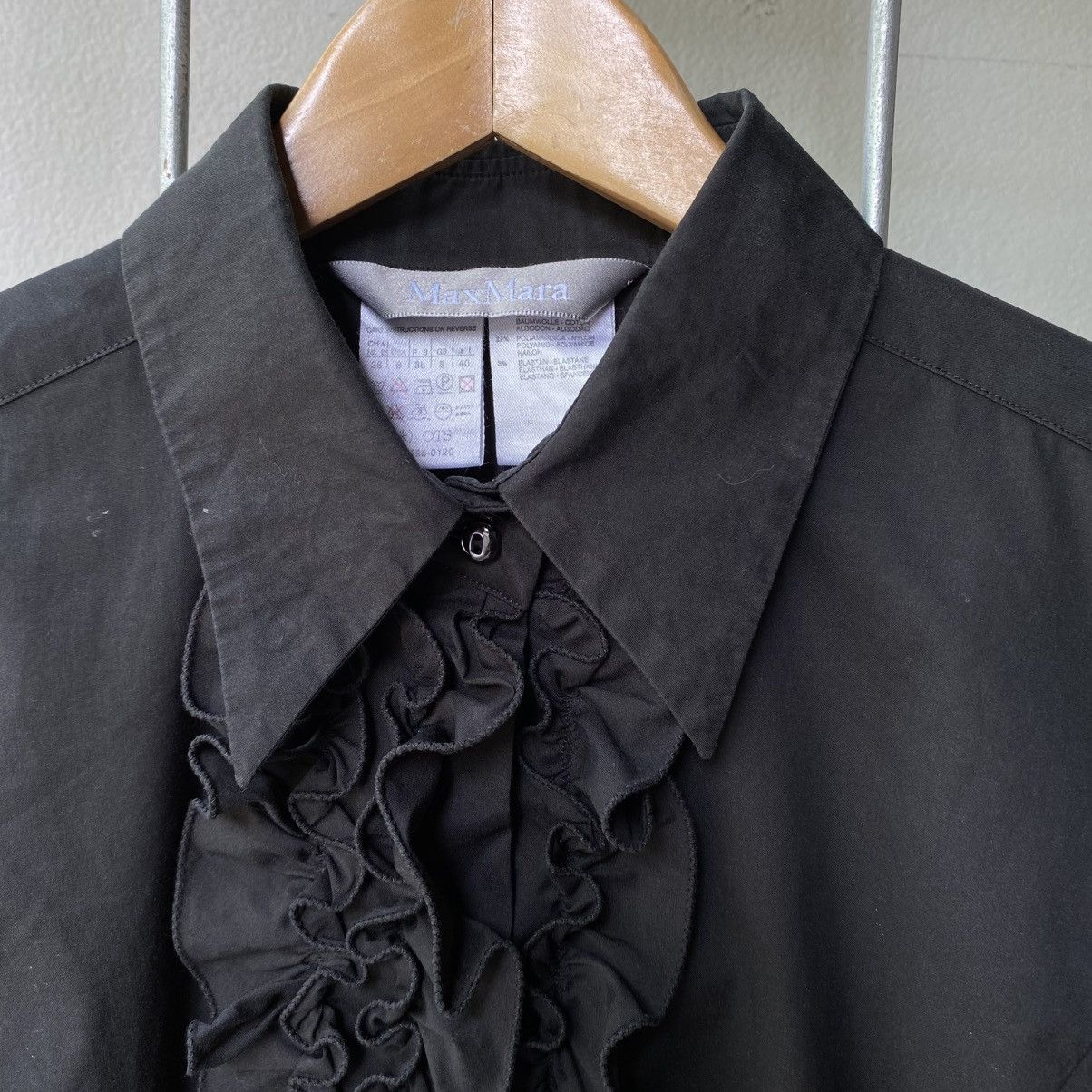 Max Mara Max Mara Black Fitted Cotton Ruffle Collar Shirt Size M / US 6-8 / IT 42-44 - 7 Thumbnail