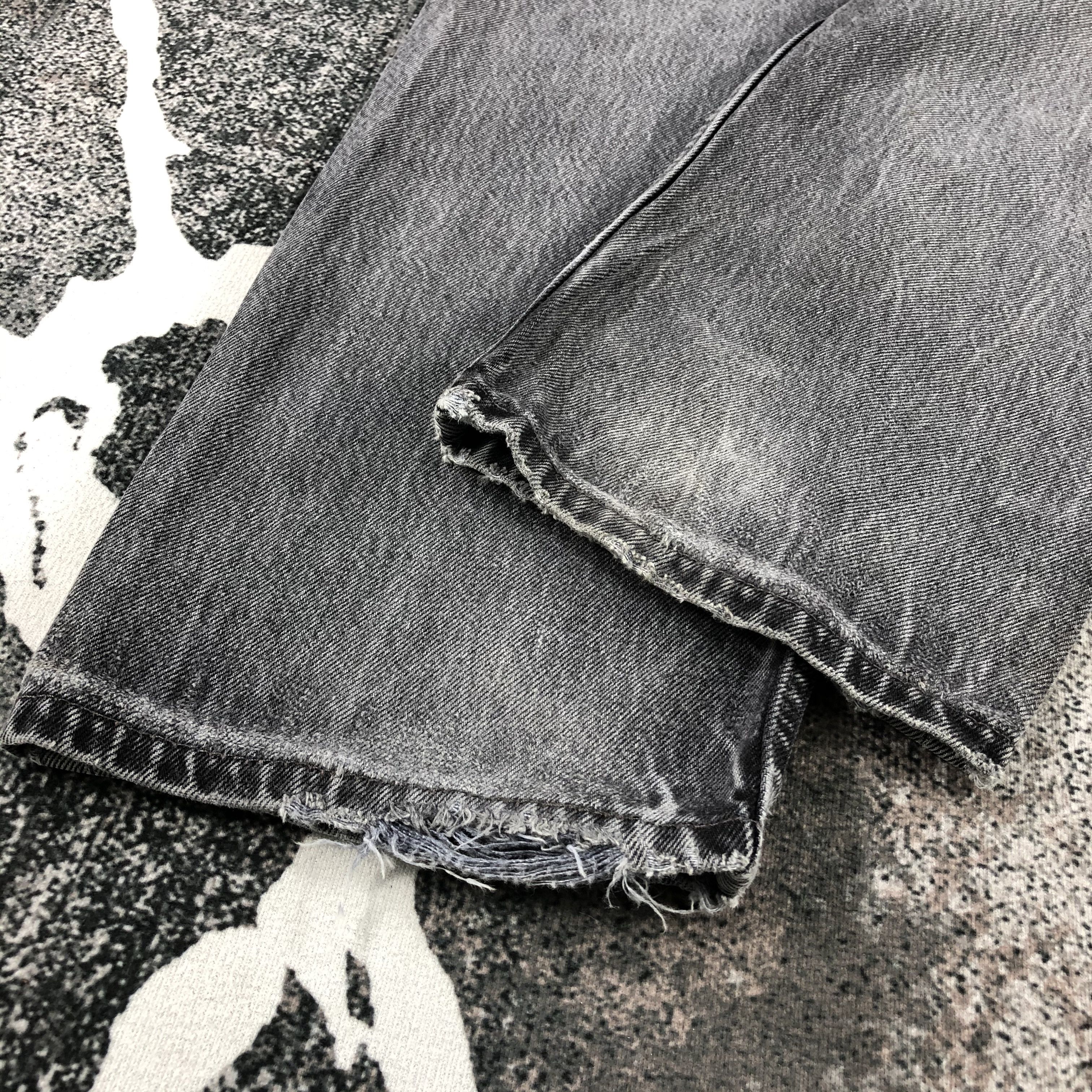 Levi's Vintage Levis 501 Jeans Patchwork Faded Black Denim KJ726 Size US 32 / EU 48 - 6 Thumbnail