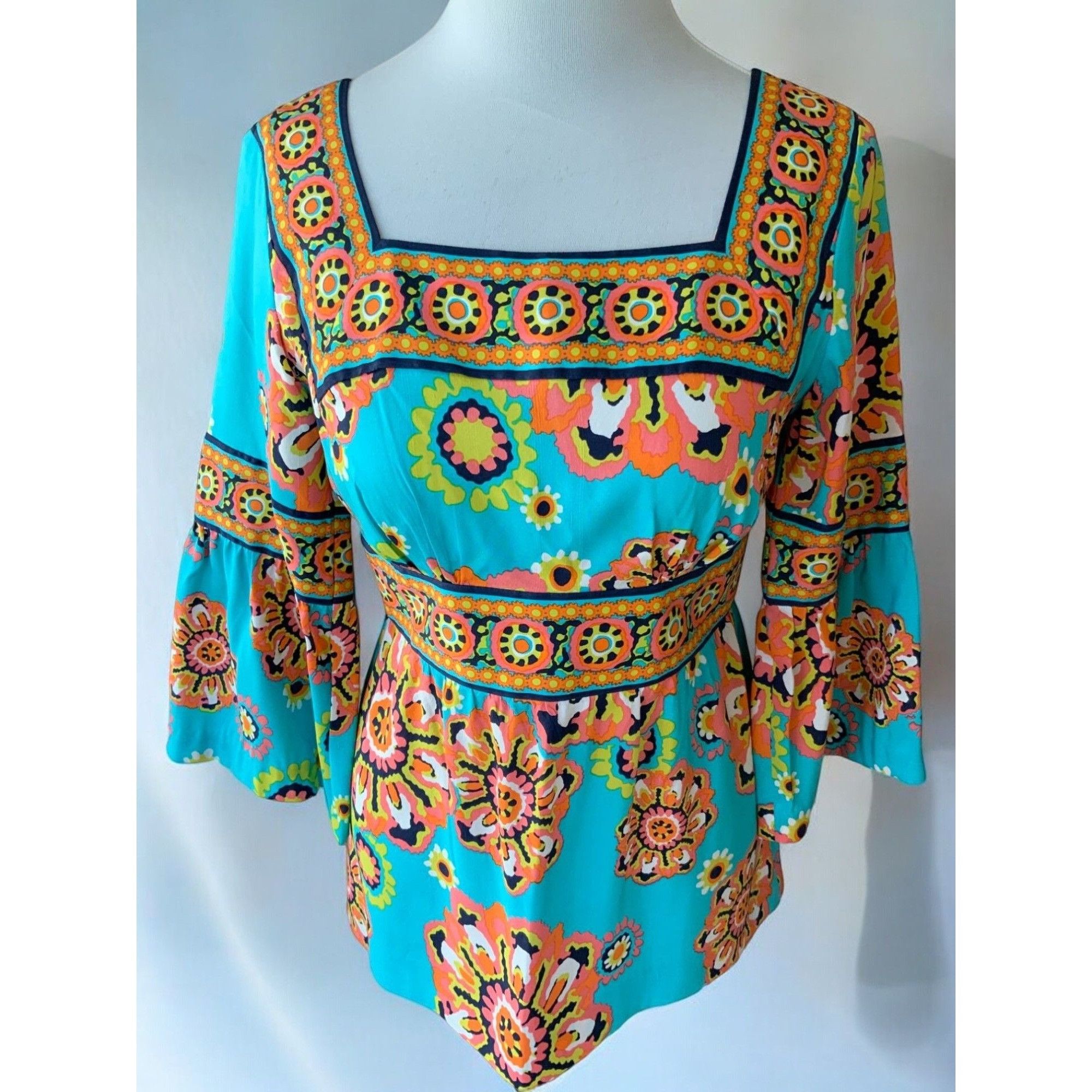 Trina Turk Trina Turk Silk Turquoise Gypsy Medallion Blouse 4 Size S / US 4 / IT 40 - 2 Thumbnail