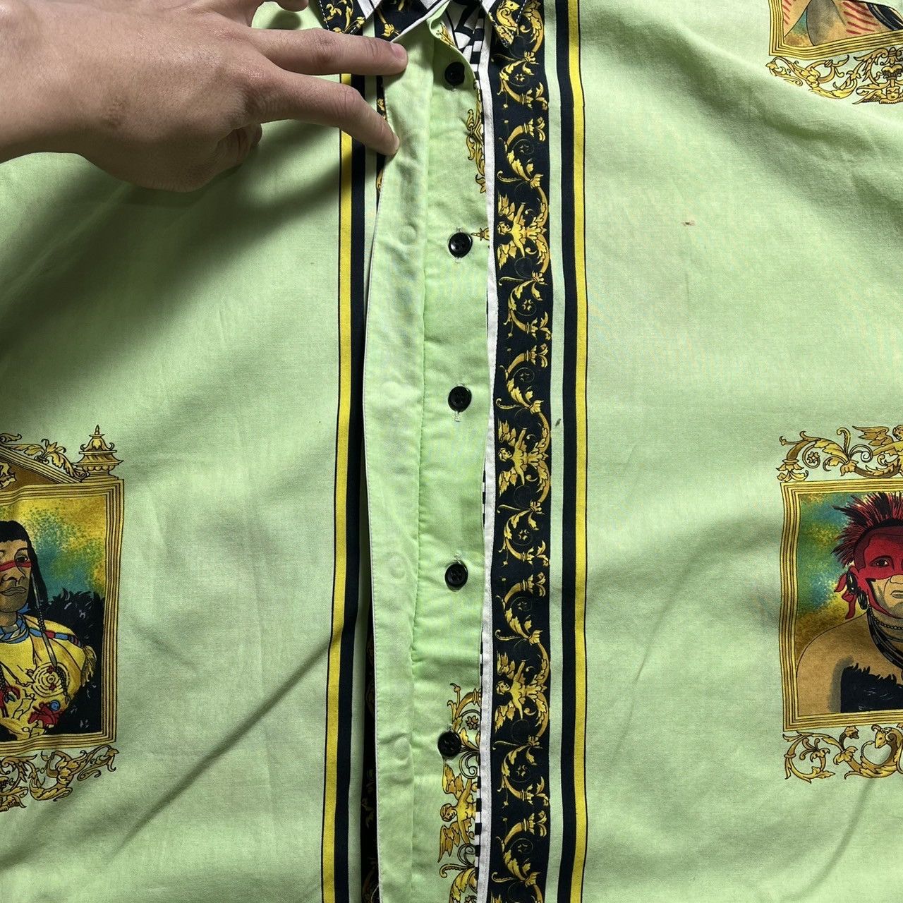 Versace × Versus Versace × Vintage Gianni Versace Indian Printed Shirt 90s Size US M / EU 48-50 / 2 - 7 Thumbnail