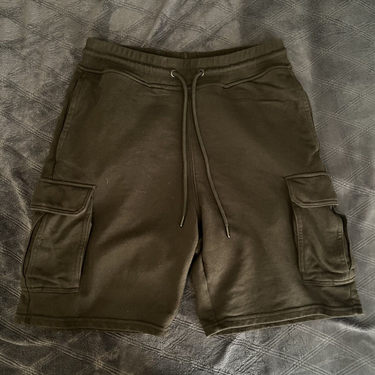 CSG × Champs Sport CSG Black Cargo Shorts Size M Champs Sports Size US 33 - 1 Thumbnail