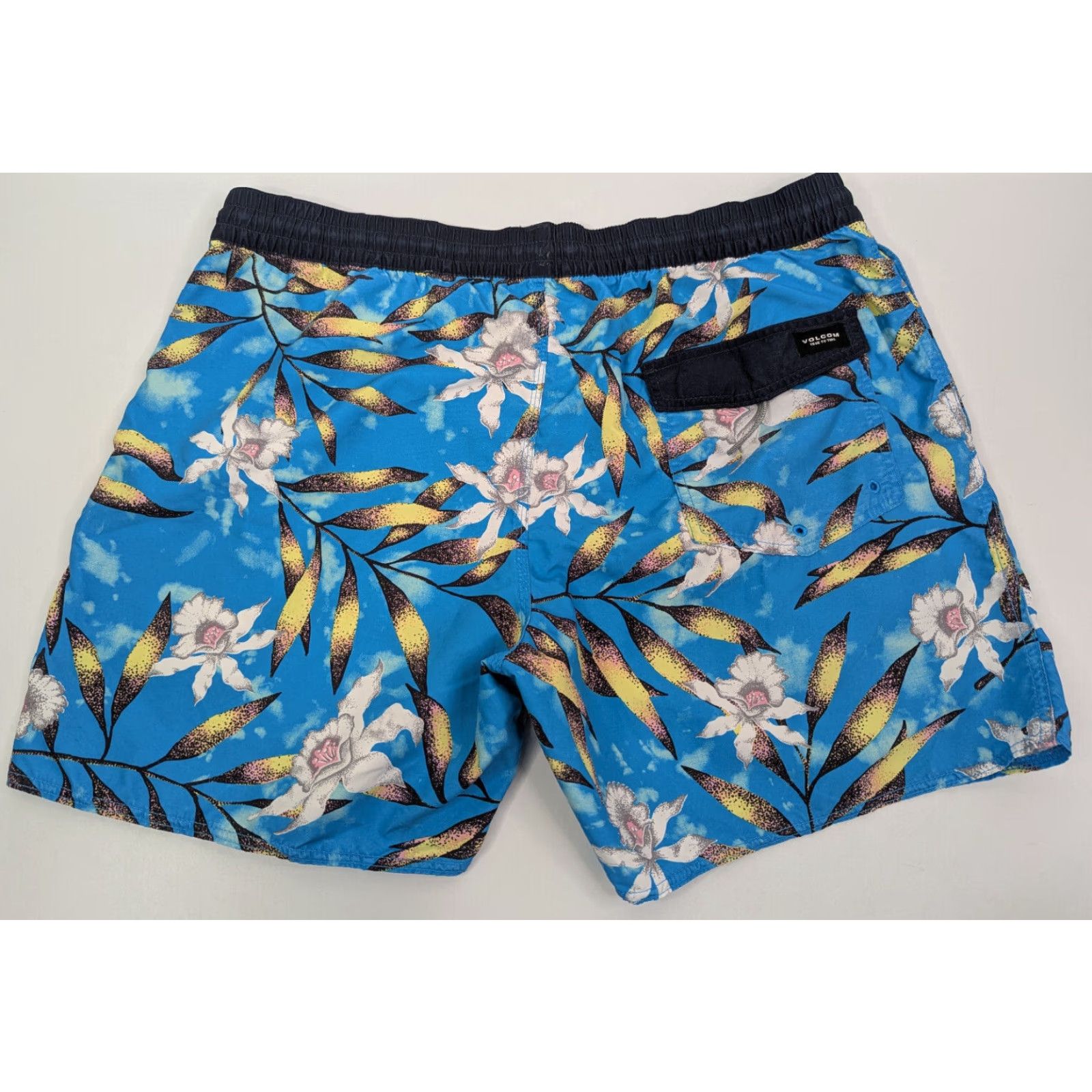 Volcom Volcom Men’s 2XL Beach Bunch Maliblue Printed Board Shorts Trunks Pool Swim Multi 100% Polyester Mens Beach Bunch Size US 39 - 2 Thumbnail