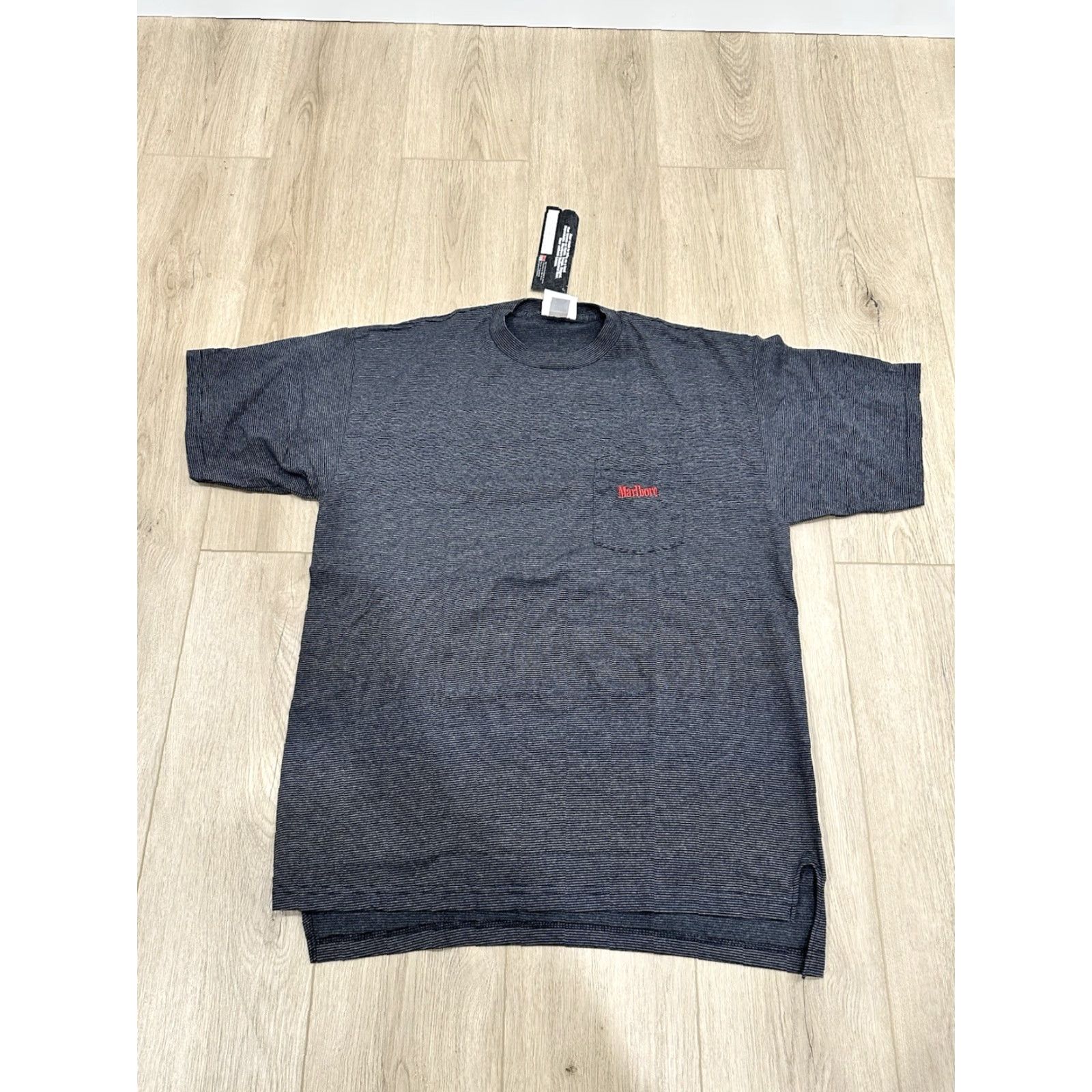 Marlboro VINTAGE Marlboro T-Shirt Striped Pocket Black Grey 2XL Adult USA CreW Neck Short Sleeve Mens Womens Unisex 90s 80s Classic USA Marlboro Shirt Size US XXL / EU 58 / 5 - 2 Thumbnail