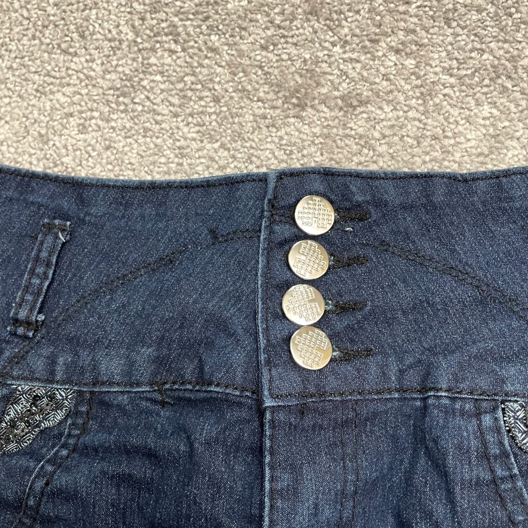 Vintage Diamante Jeans Diamante High Rise Denim Jeans Juniors 7 Blue Dark Wash Sequin Stretch 28x30 Skinny City Modern 7 Womens Size 28" / US 6 / IT 42 - 3 Thumbnail
