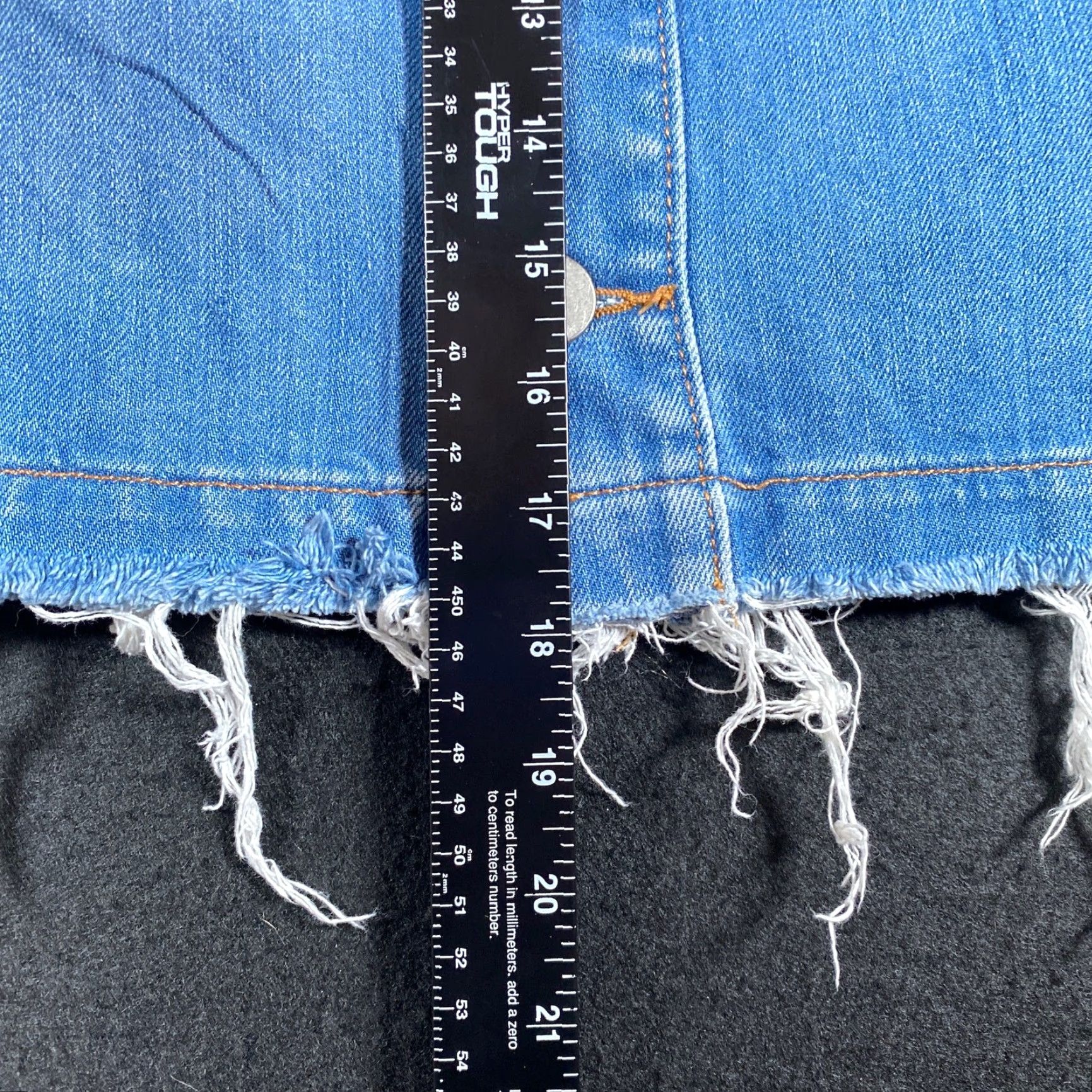 Loft Loft Denim Skirt Blue Button Front 100% Cotton Petite 6P Mini Front Pockets Frayed Raw Hem Casual Womens Size 28" / US 6 / IT 42 - 6 Thumbnail
