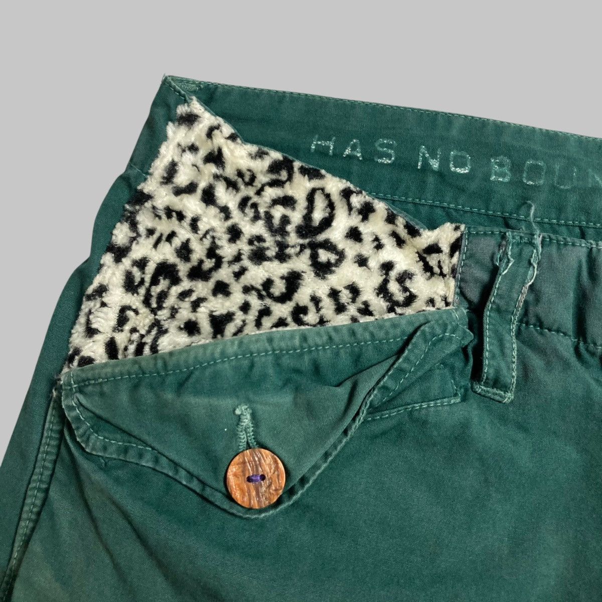 Japanese Brand HAS NO BONDARIES Cargo Pants Leopard Multi Pocket Japan Made Size US 33 - 6 Thumbnail