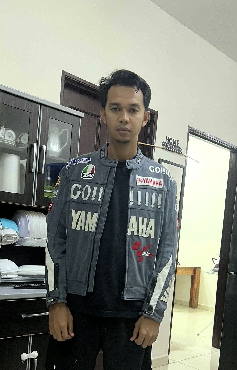 Vintage Vintage Yamaha Go Valentino Rossi MotoGp 46 Motor Jacket Size US M / EU 48-50 / 2 - 12 Thumbnail