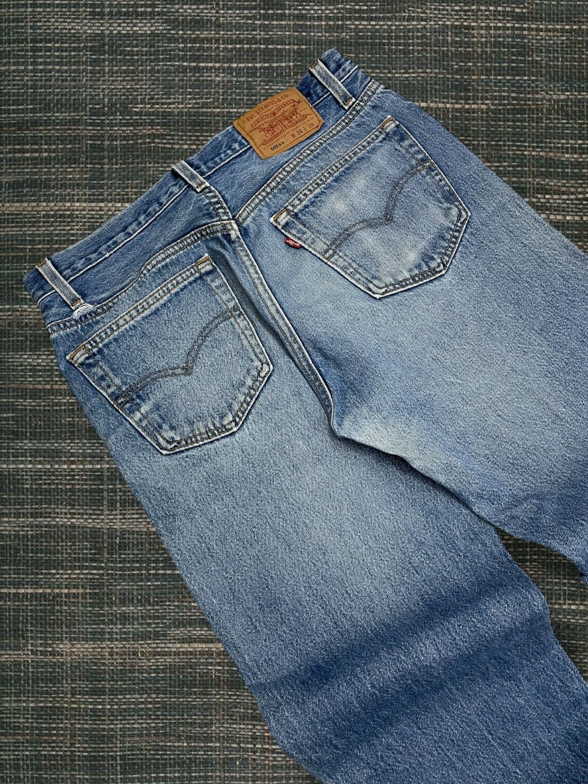 Levi's Vintage Clothing Og Vintage 90s Original Designer Levis 501 Distressed Denim Size US 31 - 14 Thumbnail