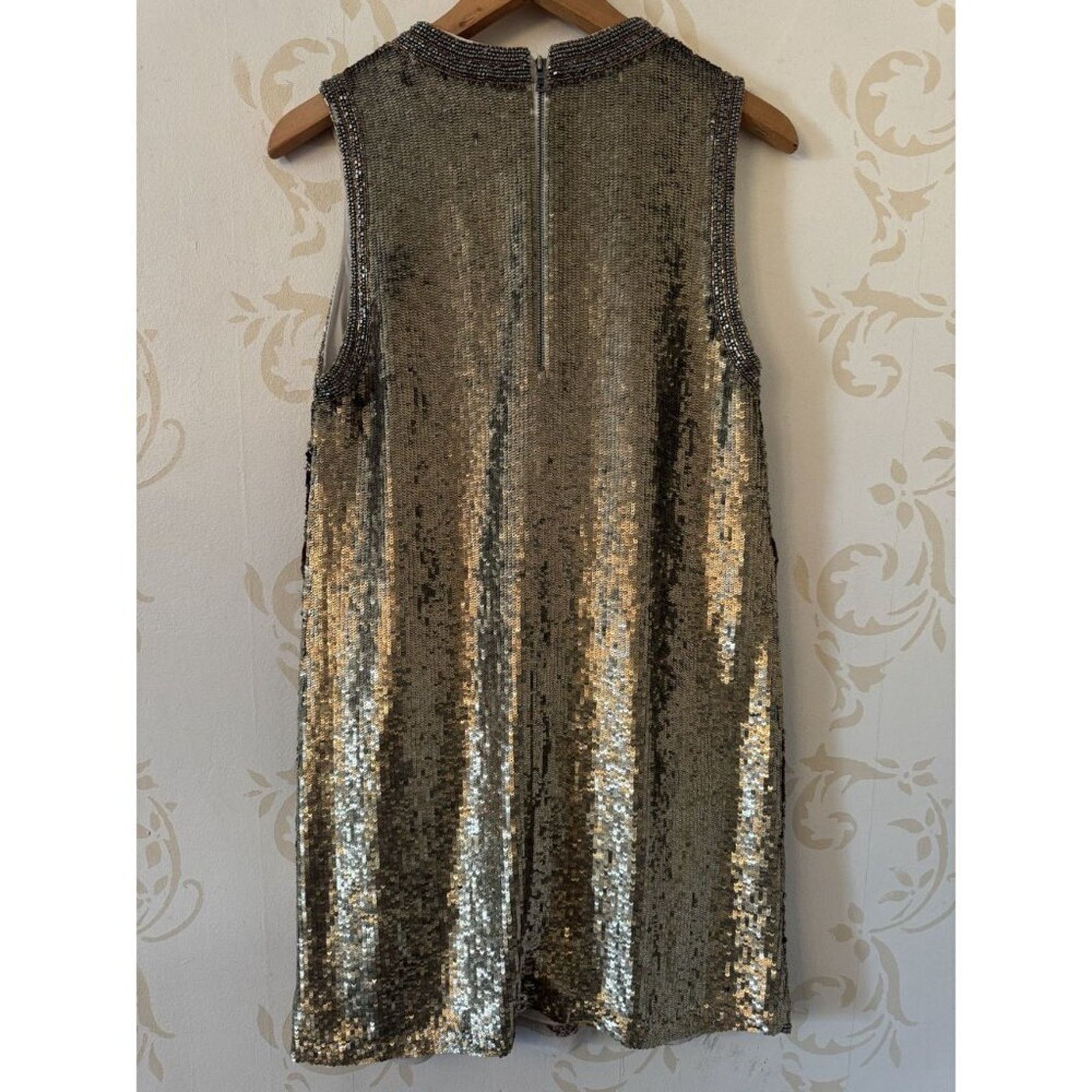 alice and olivia glitter dress ÉPROUVÉE Preowned Luxury Fashion main image 1