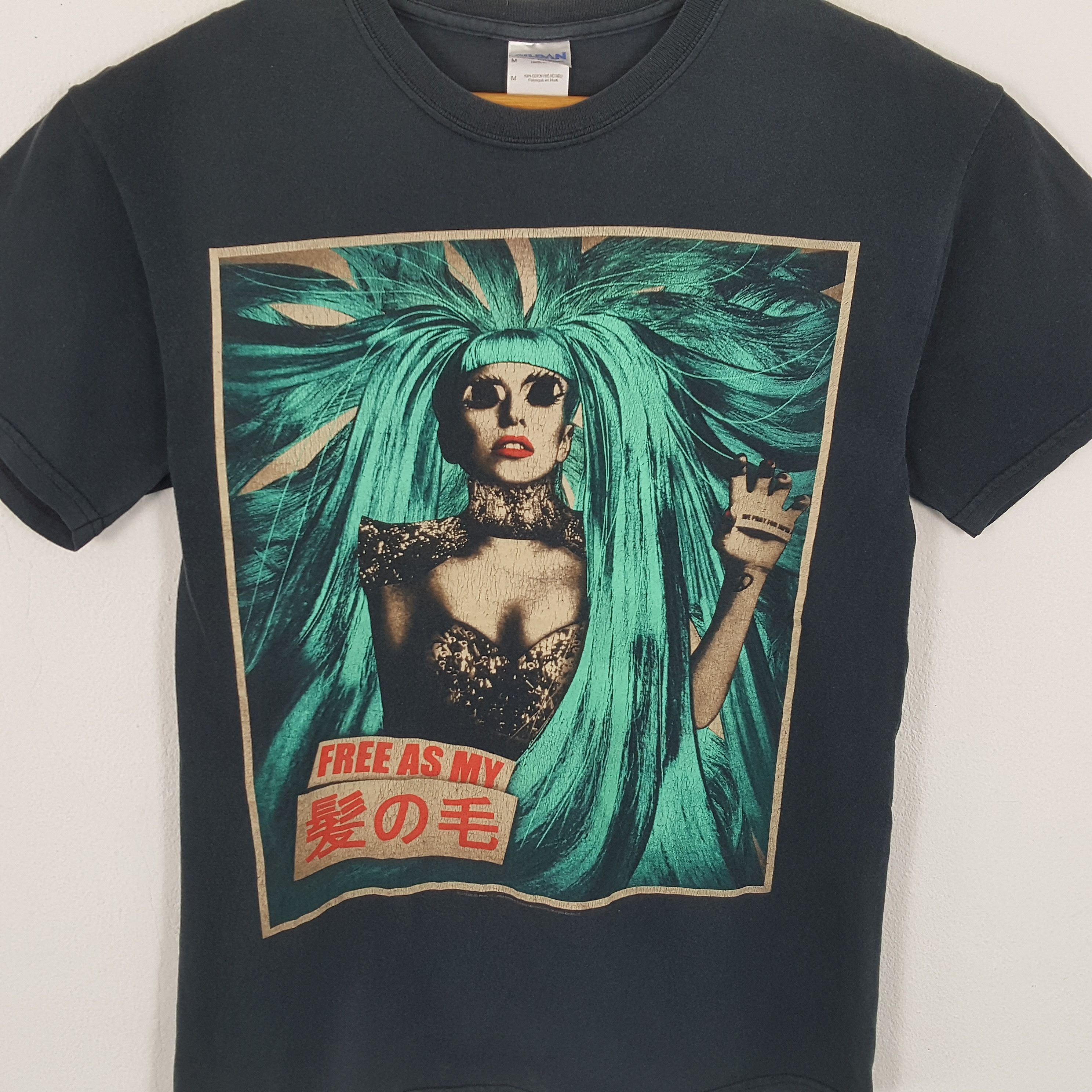 Band Tees × Vintage Vintage LADY GAGA American Singer Songwriter Tour T-Shirts Size US M / EU 48-50 / 2 - 2 Thumbnail