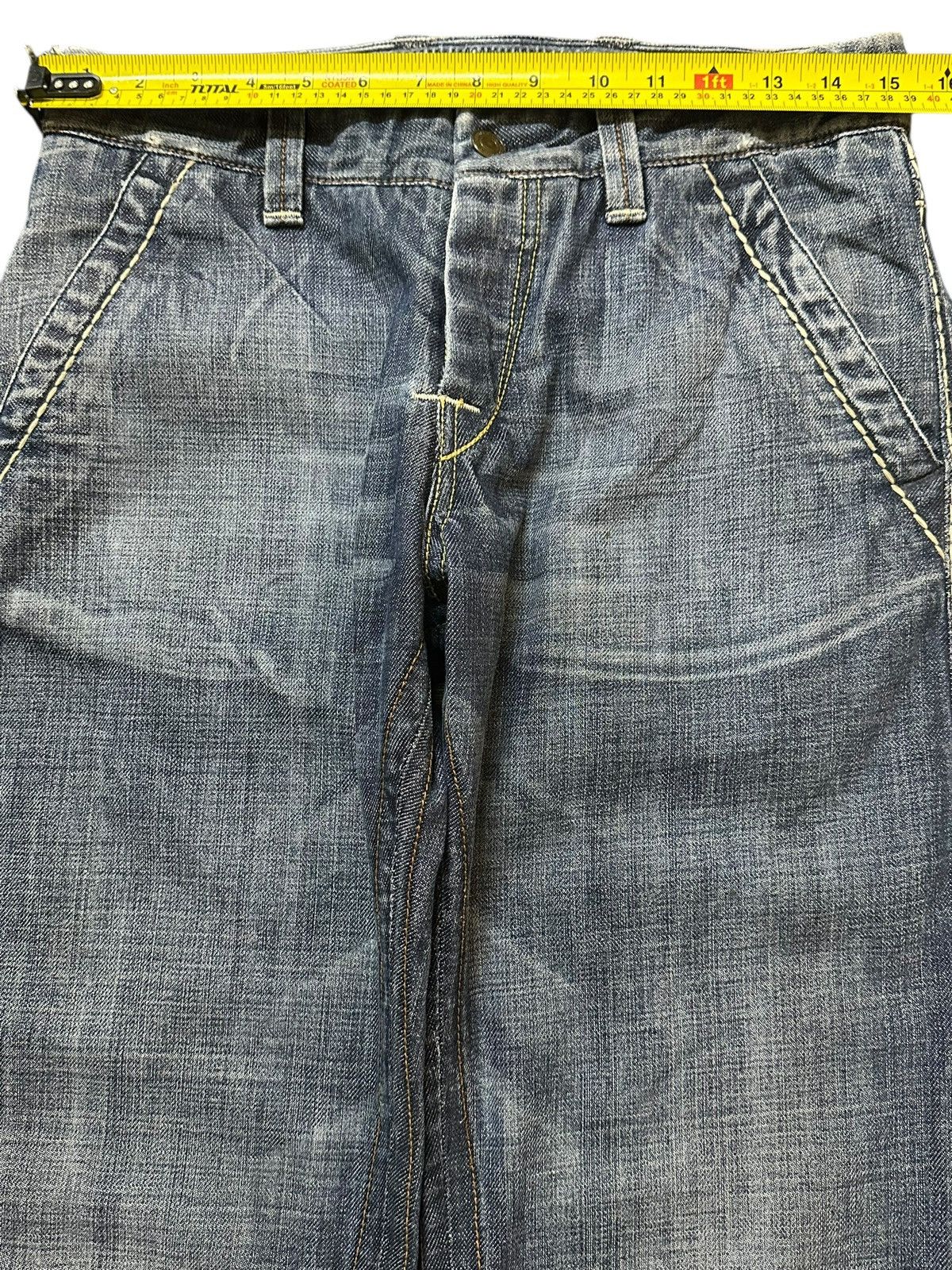 Japanese Brand Vintage Japanese Brand Blue Wash Faded Style Loose Jeans Size US 30 / EU 46 - 12 Thumbnail