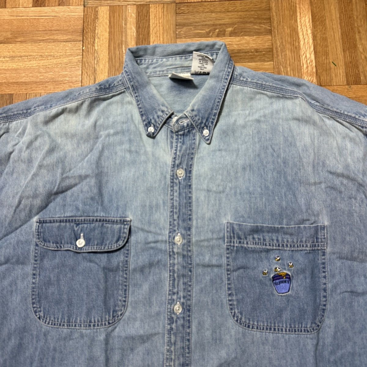 Disney Vintage Disney Winnie the Pooh denim shirt Size US XL / EU 56 / 4 - 4 Thumbnail