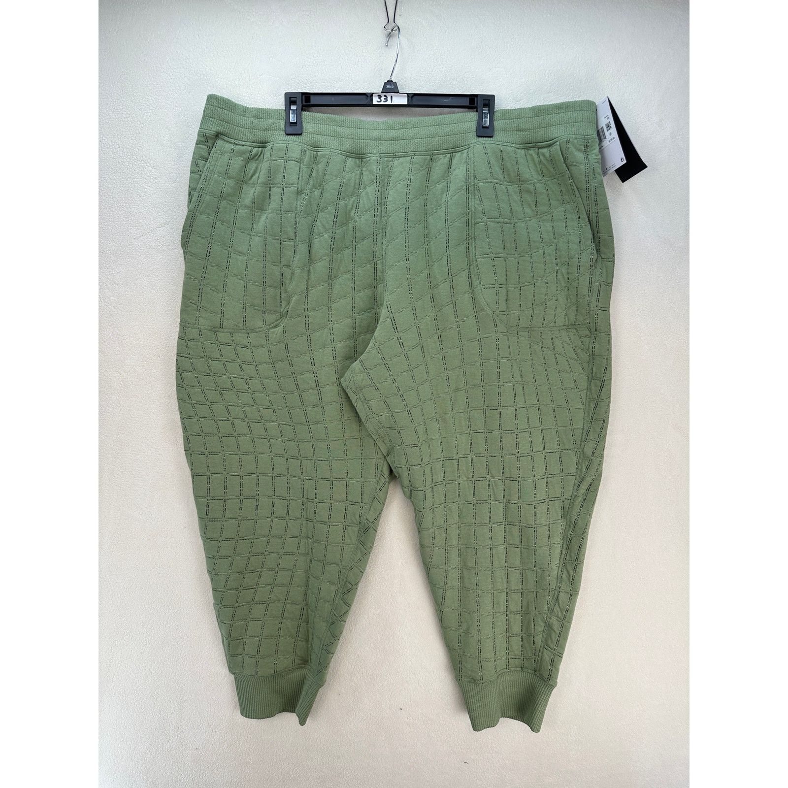 Nike NIKE WOMEN'S 3X YOGA QUILTED PANTS SAGE GREEN LUXE THERMA-FI Size 42" / US 20 - 1 Thumbnail