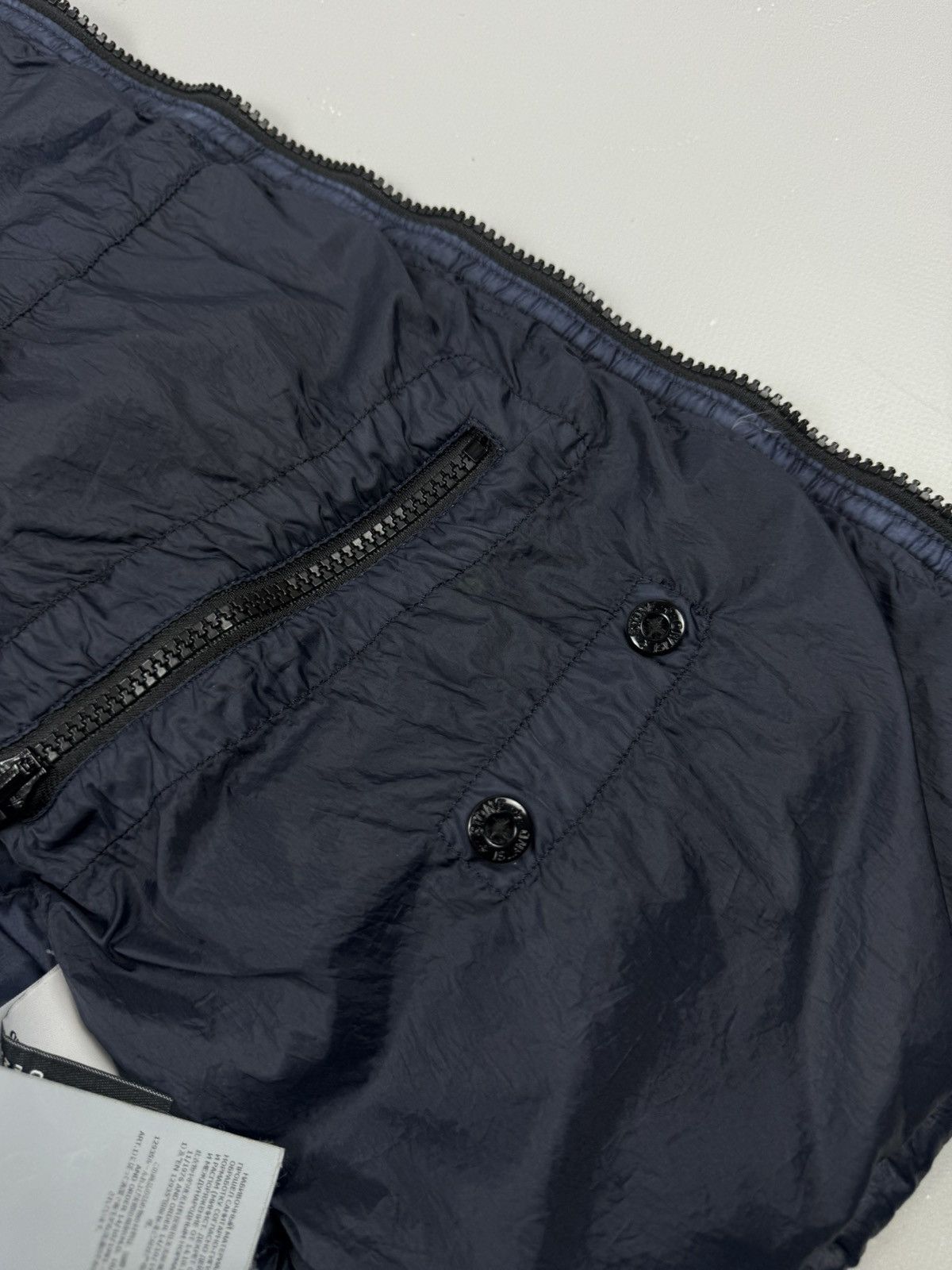 Stone Island Stone island vest navy blue puffer size M/S mens Size US M / EU 48-50 / 2 - 14 Thumbnail