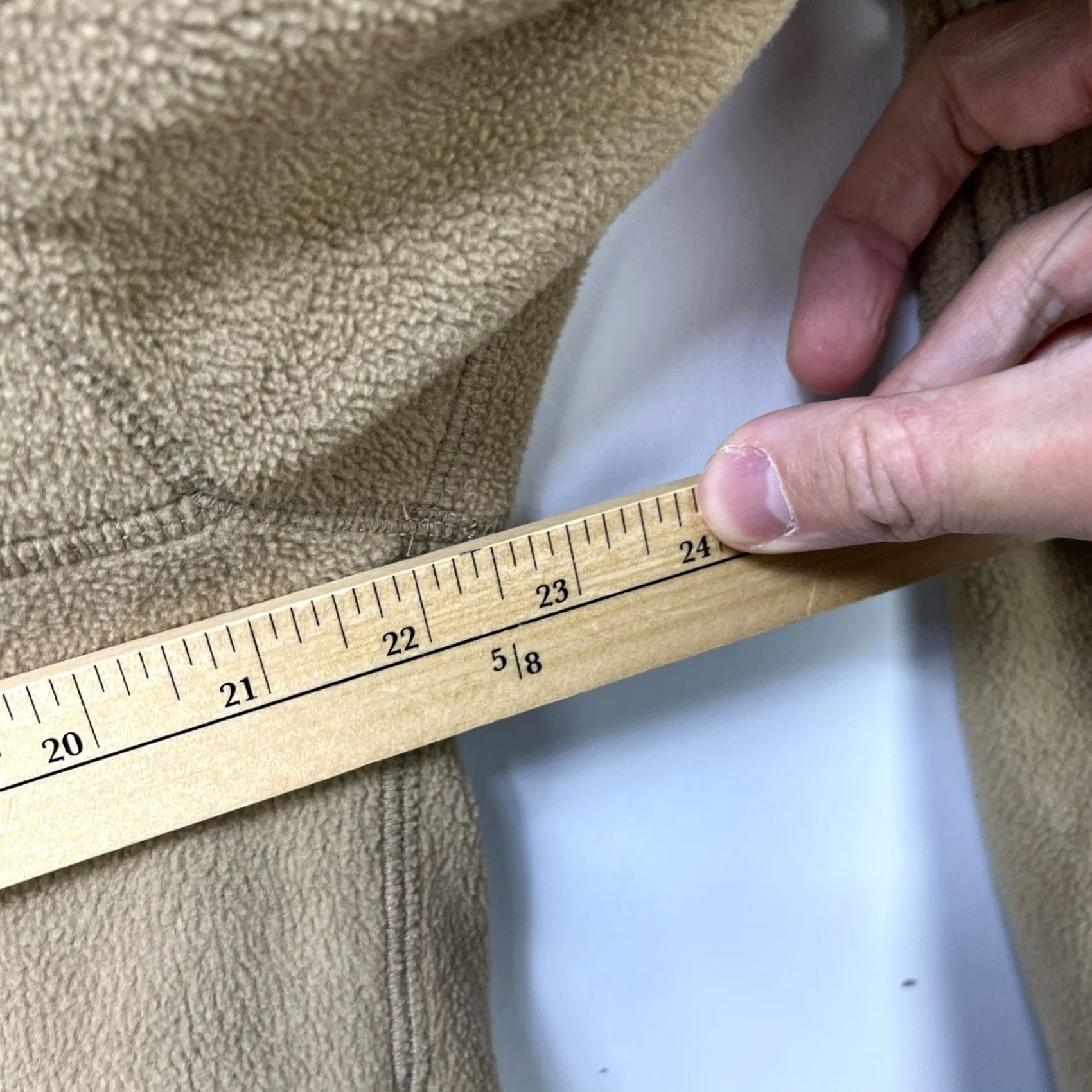 Uniqlo VINTAGE Uniqlo Sweater Beige M Regular Fleece Button Pullover Casual Mens Winter Fall Camouflage Pattern Size US M / EU 48-50 / 2 - 6 Thumbnail