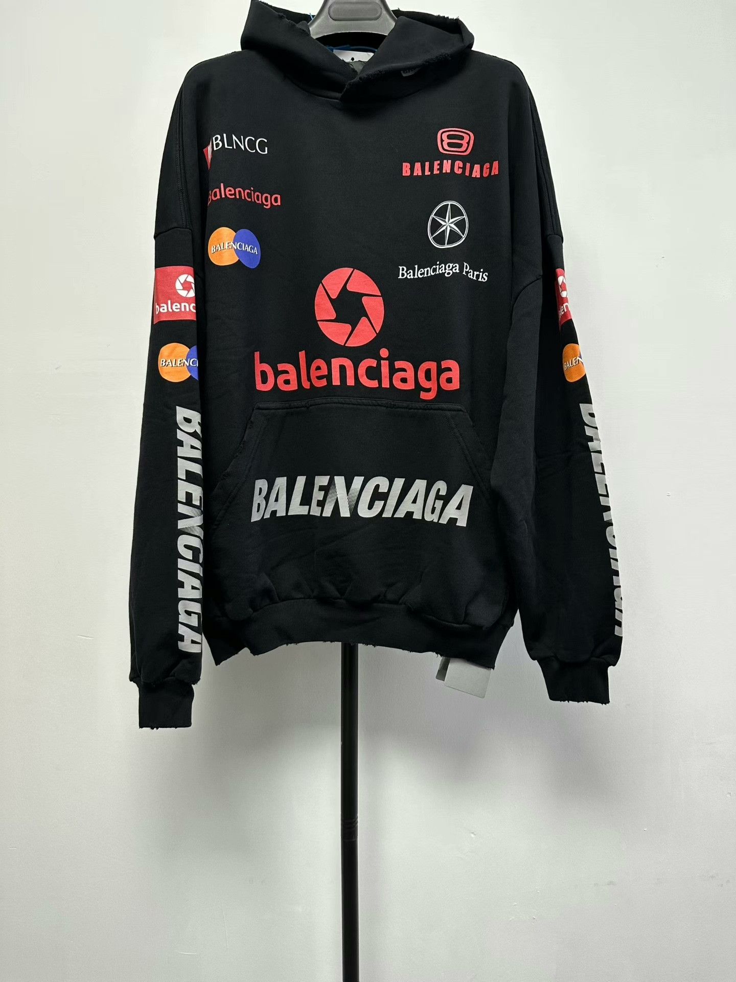 Balenciaga Balenciaga Multi-Logo Graphic Hoodie Size 1 Size US S / EU 44-46 / 1 - 1 Thumbnail