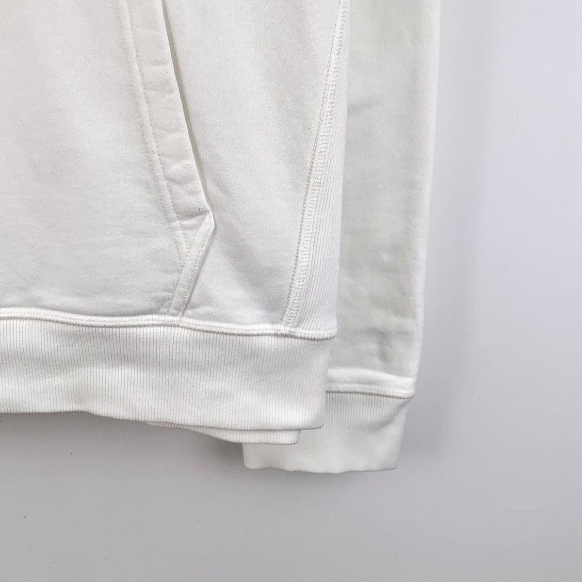 Dior Dior White Logo Printed Hooded Drawstring Sweatshirt K26WX Size US XL / EU 56 / 4 - 5 Thumbnail