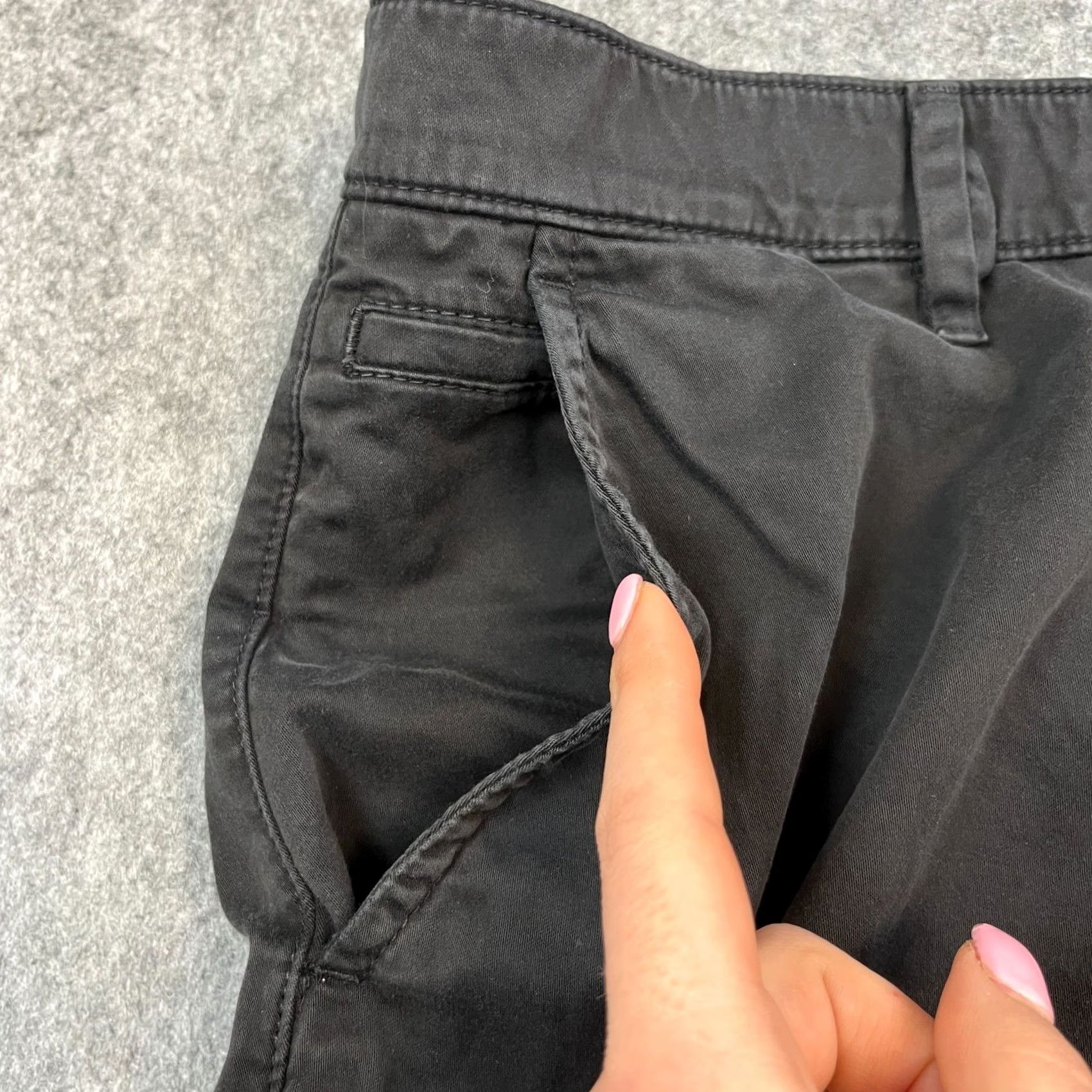 Hugo Boss Hugo Boss Mens Chino Trousers Pants Slim Tapered Fit 36 32 Black Stretch Preppy Chino Trousers Slim Tapered Mens Black 36 32 Size US 36 / EU 52 - 7 Thumbnail