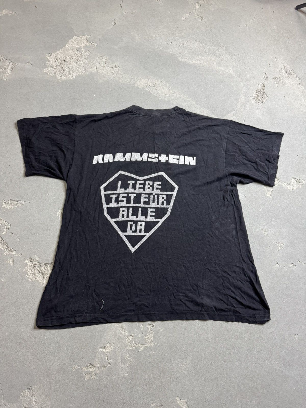 Band Tees Vintage Rammstein Liebe Ist Fur Alle Da Black Band T-Shirt Size US XL / EU 56 / 4 - 2 Thumbnail
