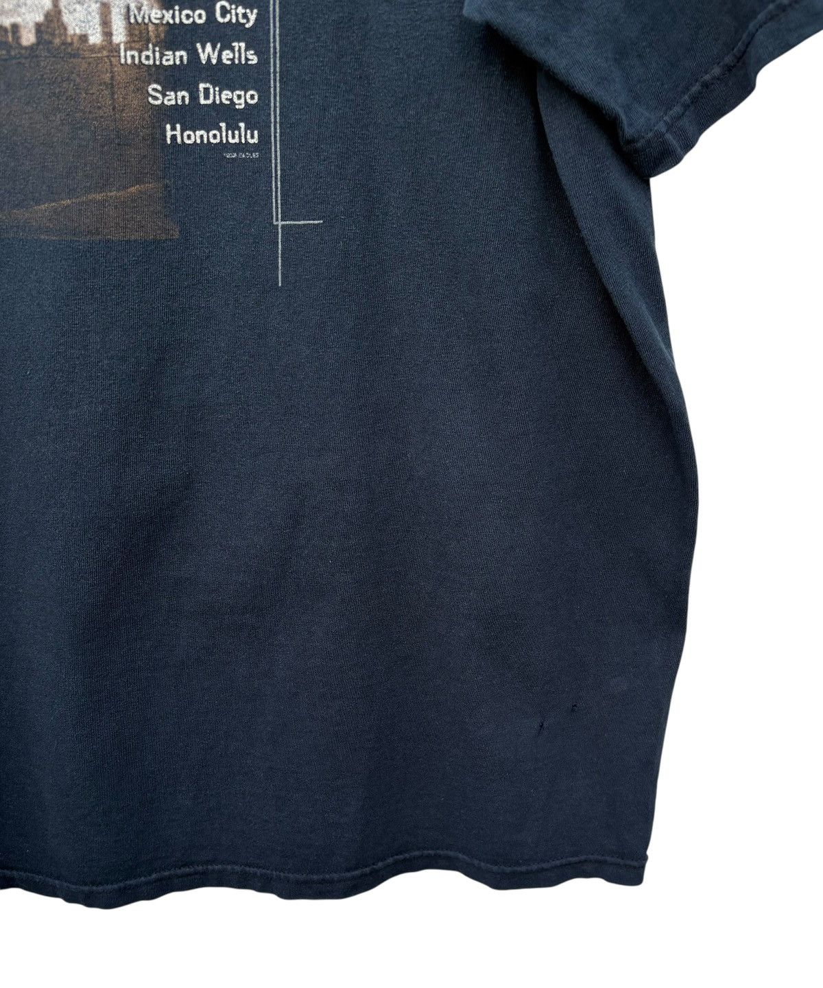 Band Tees Y2K Sun Faded Eagles The California Tour 2005 Tee Size US L / EU 52-54 / 3 - 11 Thumbnail