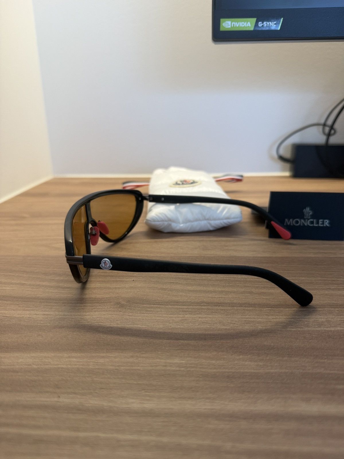 Moncler Moncler Sunglasses Size ONE SIZE - 4 Thumbnail