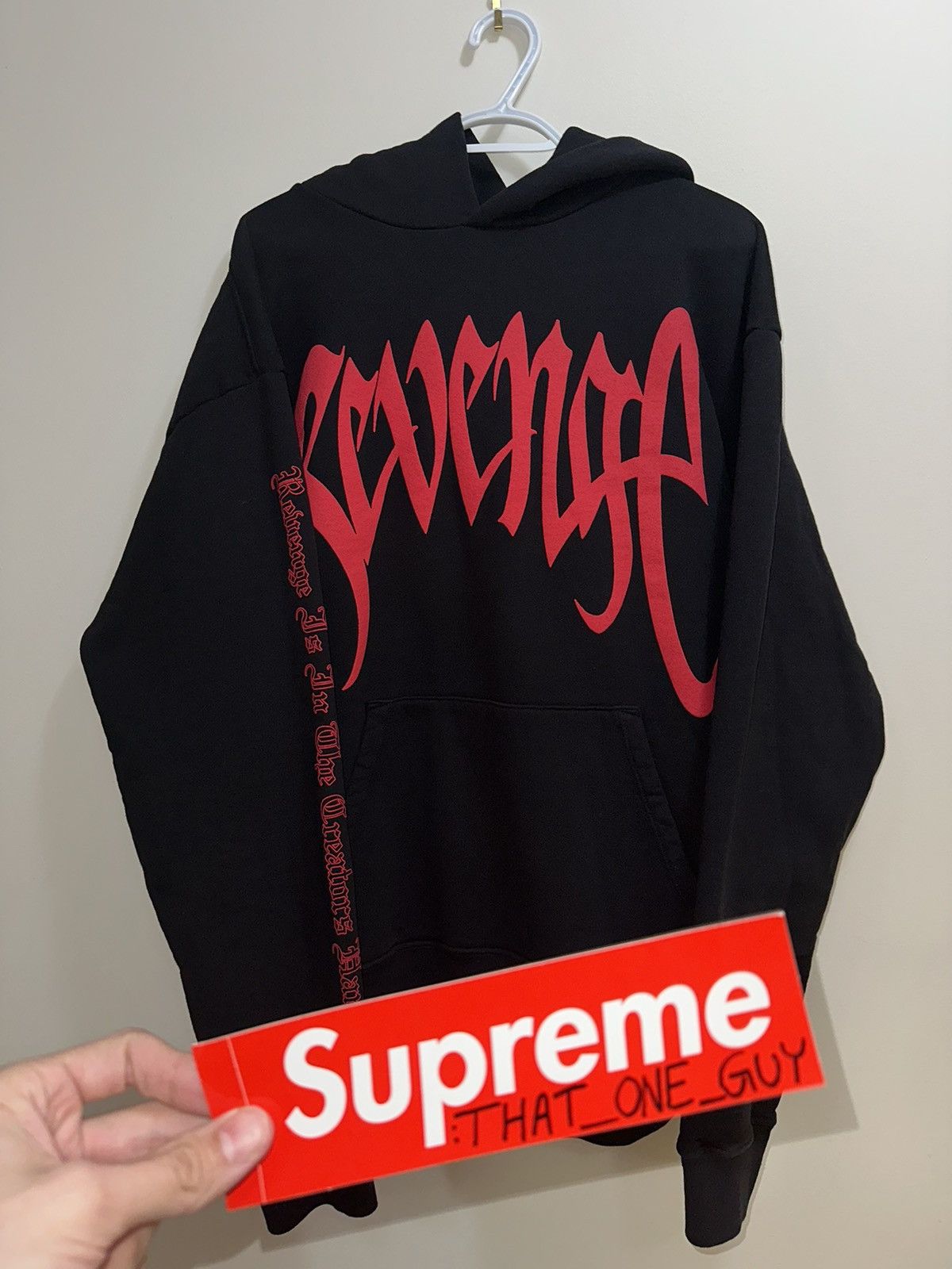 Designer × Hypebeast × Revenge Revenge ‘Bred’ Arch Logo Hoodie XL Size US XL / EU 56 / 4 - 3 Thumbnail