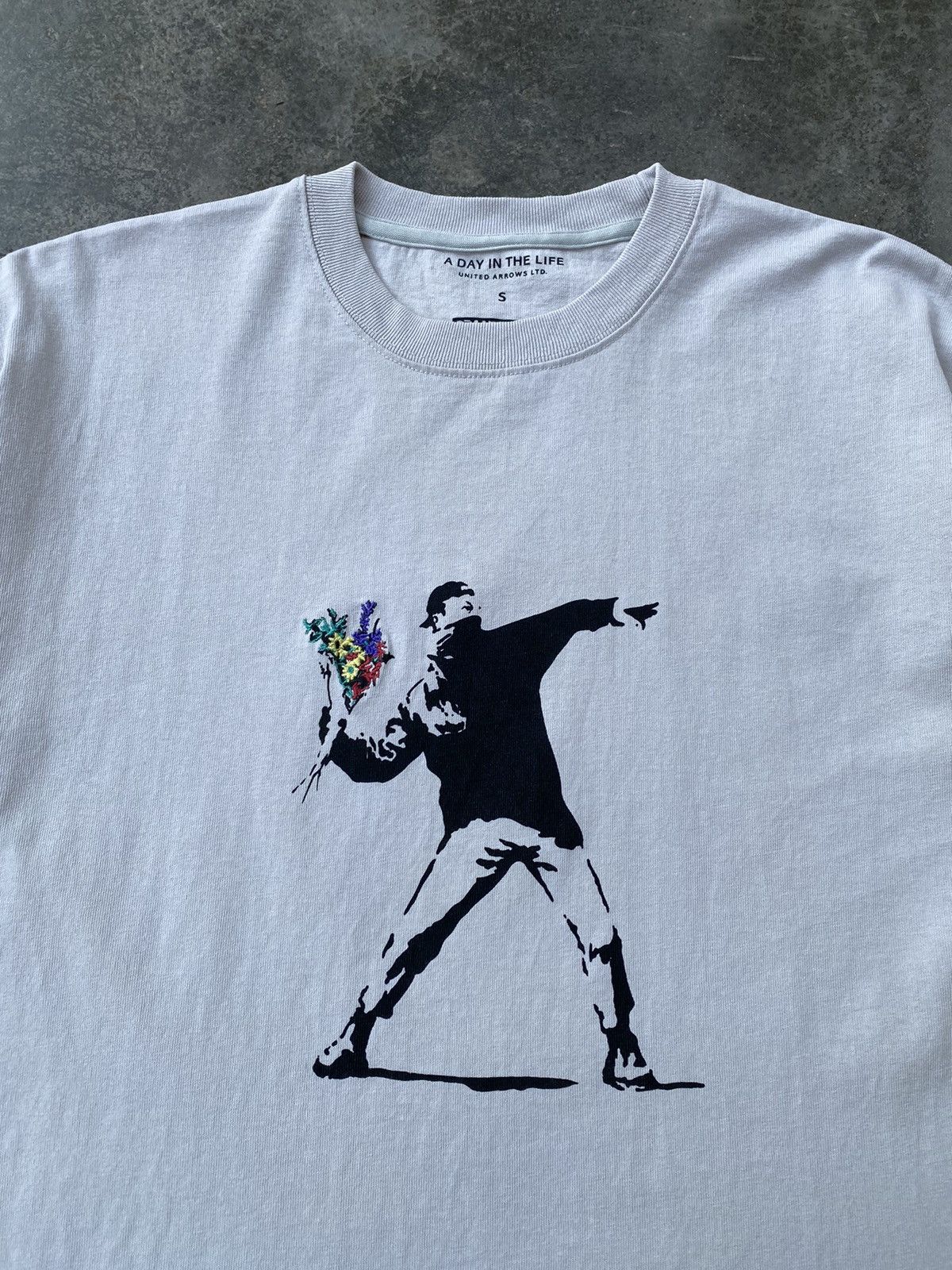 United Arrows Vintage Flower Bomber Art By Banksy x United Arrows Tees Size US S / EU 44-46 / 1 - 3 Thumbnail