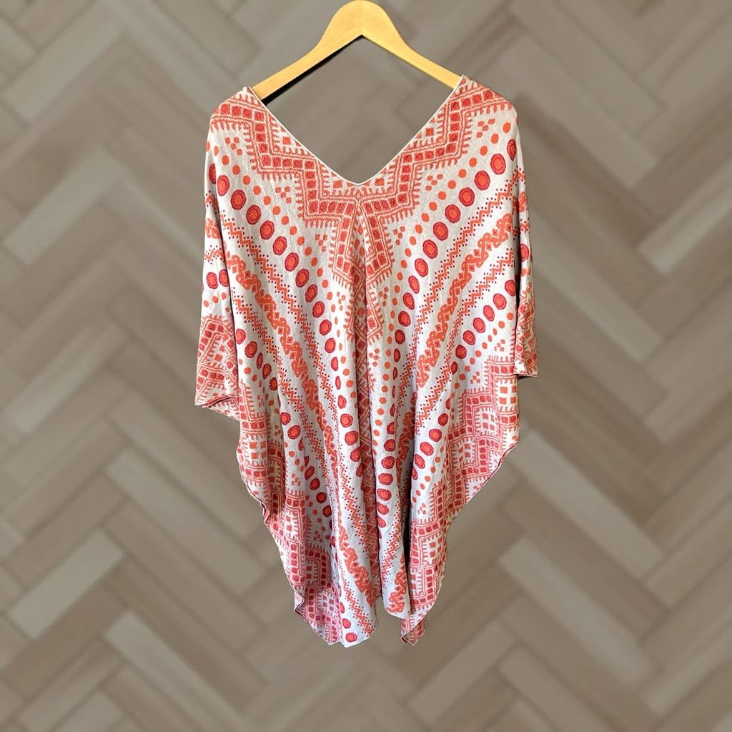 Bcbgmaxazria BCBGMAXAZRIA Blouse Tunic V-Neck Silk Knit Geometric Flutter Sleeve M/L Red Womens Size M / US 6-8 / IT 42-44 - 1 Thumbnail