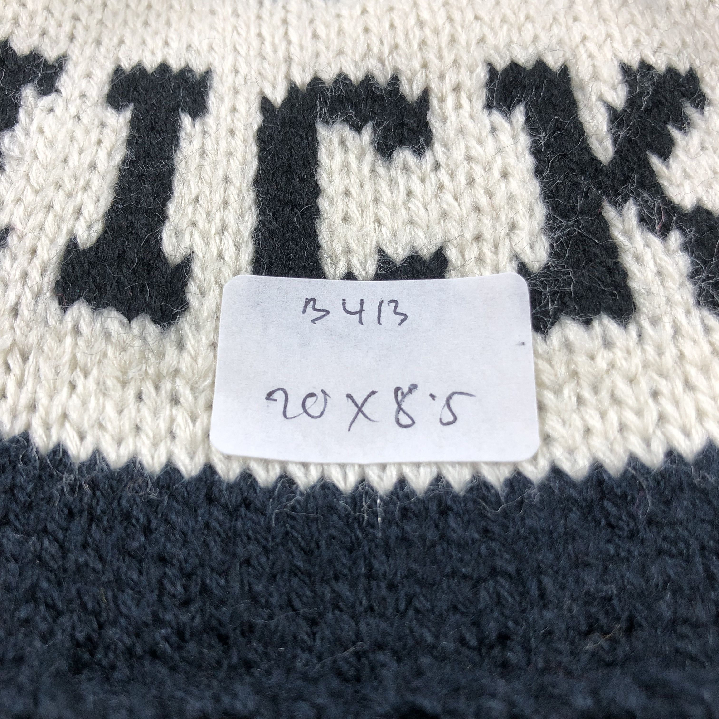 Mickey Mouse Mickey Bobble Beanie Snowcap Snow Hat B413 Size ONE SIZE - 9 Thumbnail