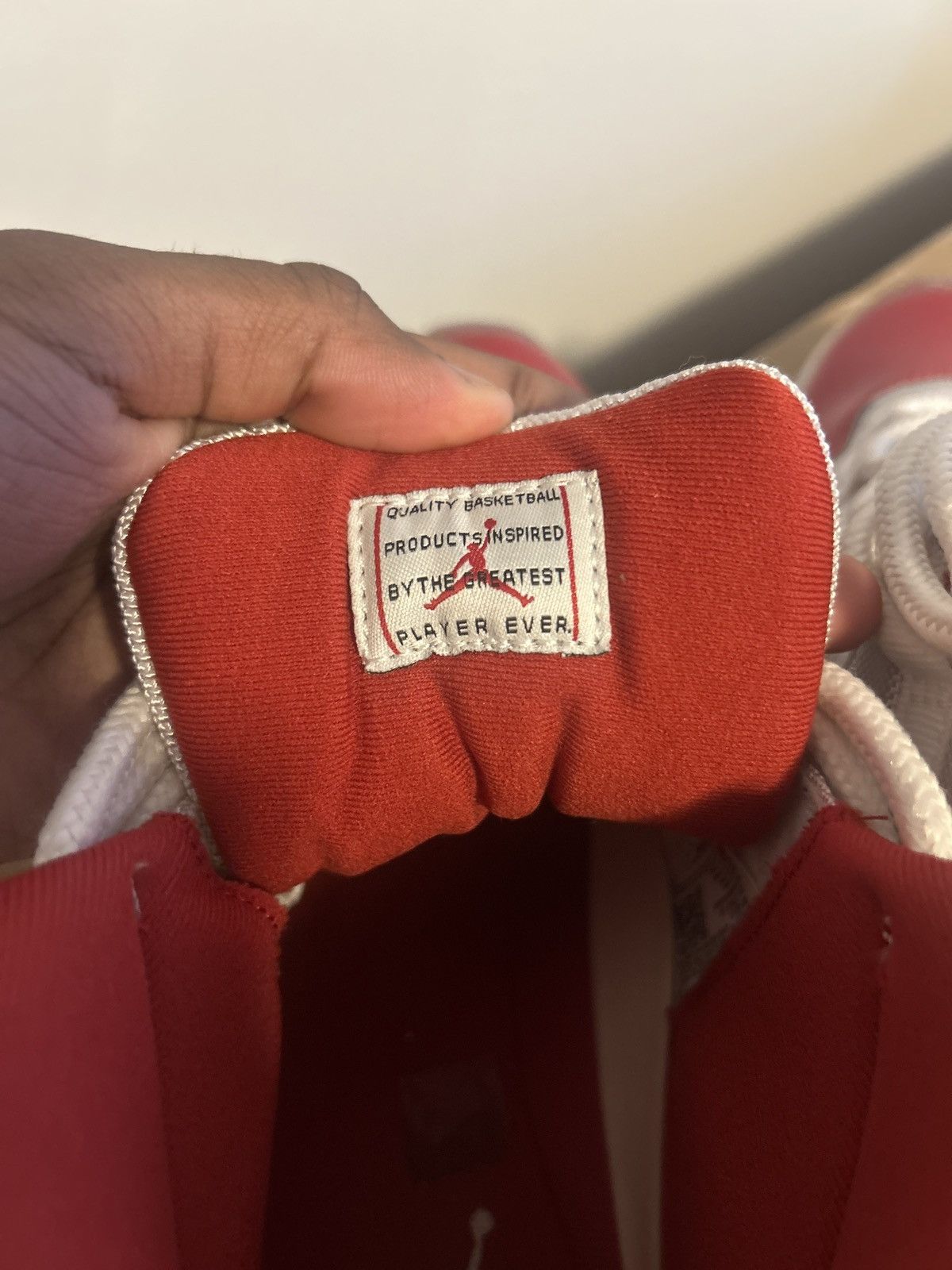 Jordan Brand Jordan Cherry 11s Size US 9 / EU 42 - 11 Thumbnail