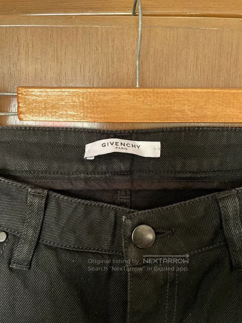 Givenchy Givenchy SizeM Low-waisted straight black denim jeans (size Size US 27 - 2 Thumbnail