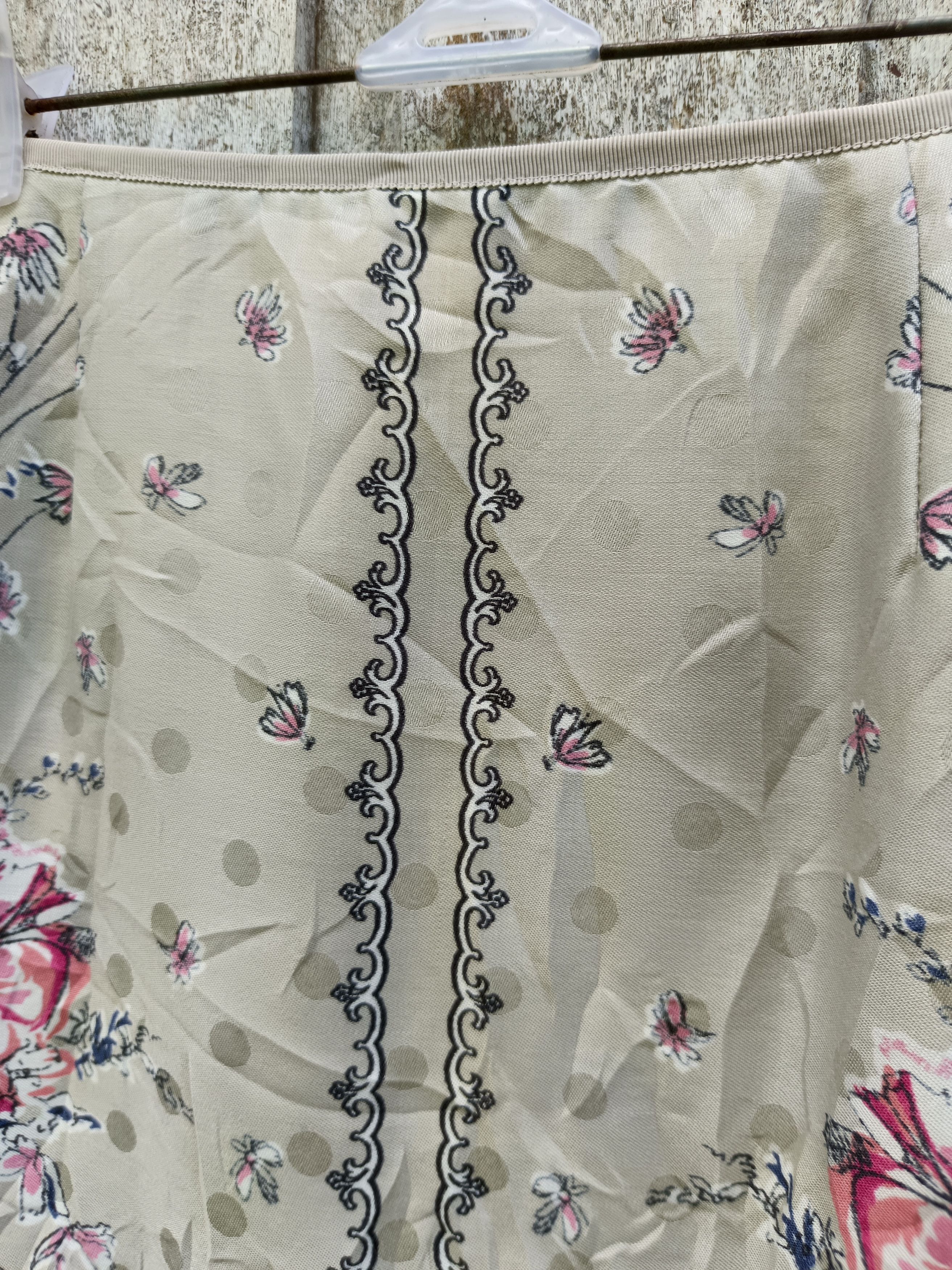 Japanese Brand Sunauna floral skirt Size 26" / US 2 / IT 38 - 5 Thumbnail