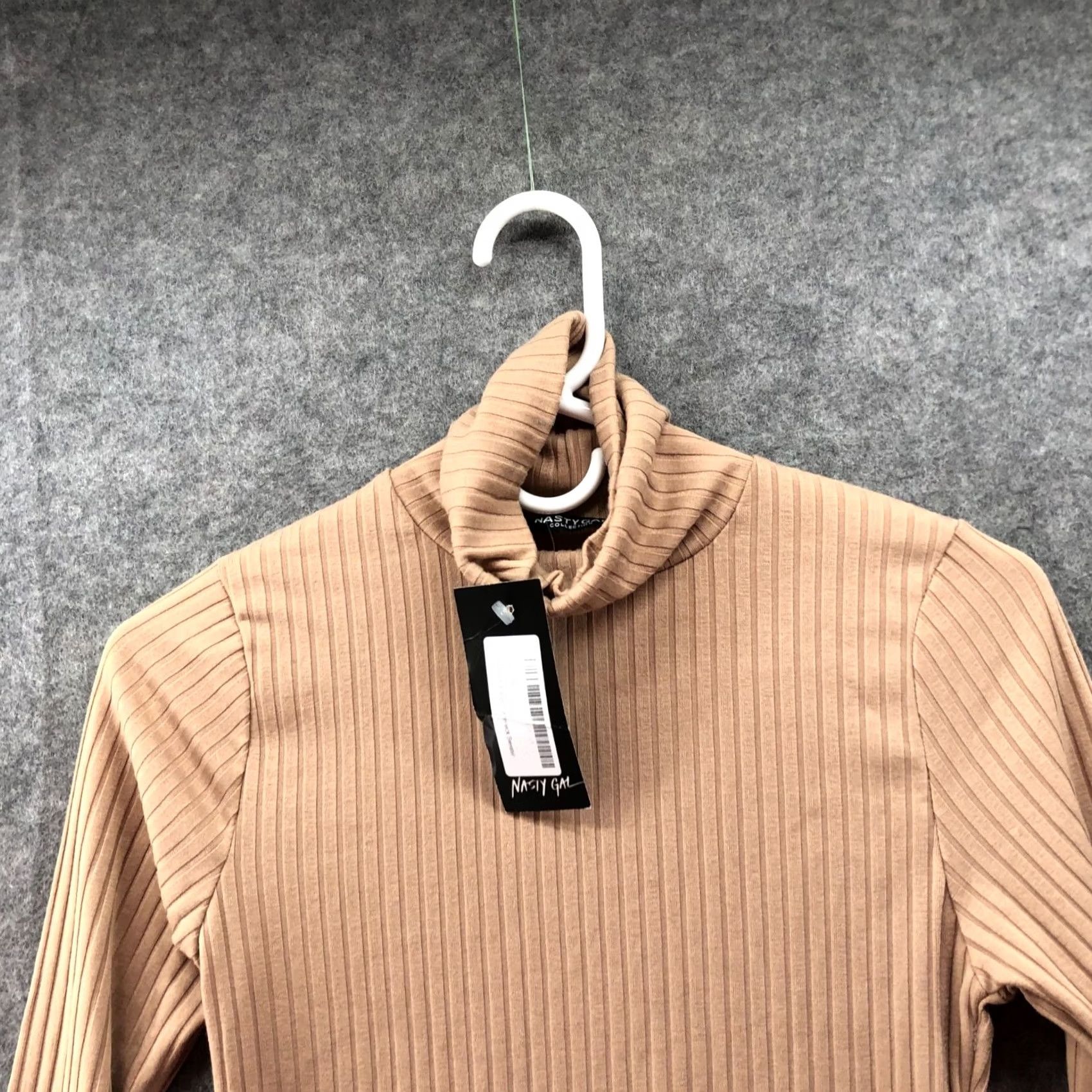 Nasty Gal Nastygal Ribbed Turtleneck Long Sleeve T Shirt Tan Sweater Womens 6 (S) NWT Pullover Shirt Casual Fall Winter Slim Knit Polyester Blend Tan VINTAGE No Size S / US 4 / IT 40 - 4 Thumbnail
