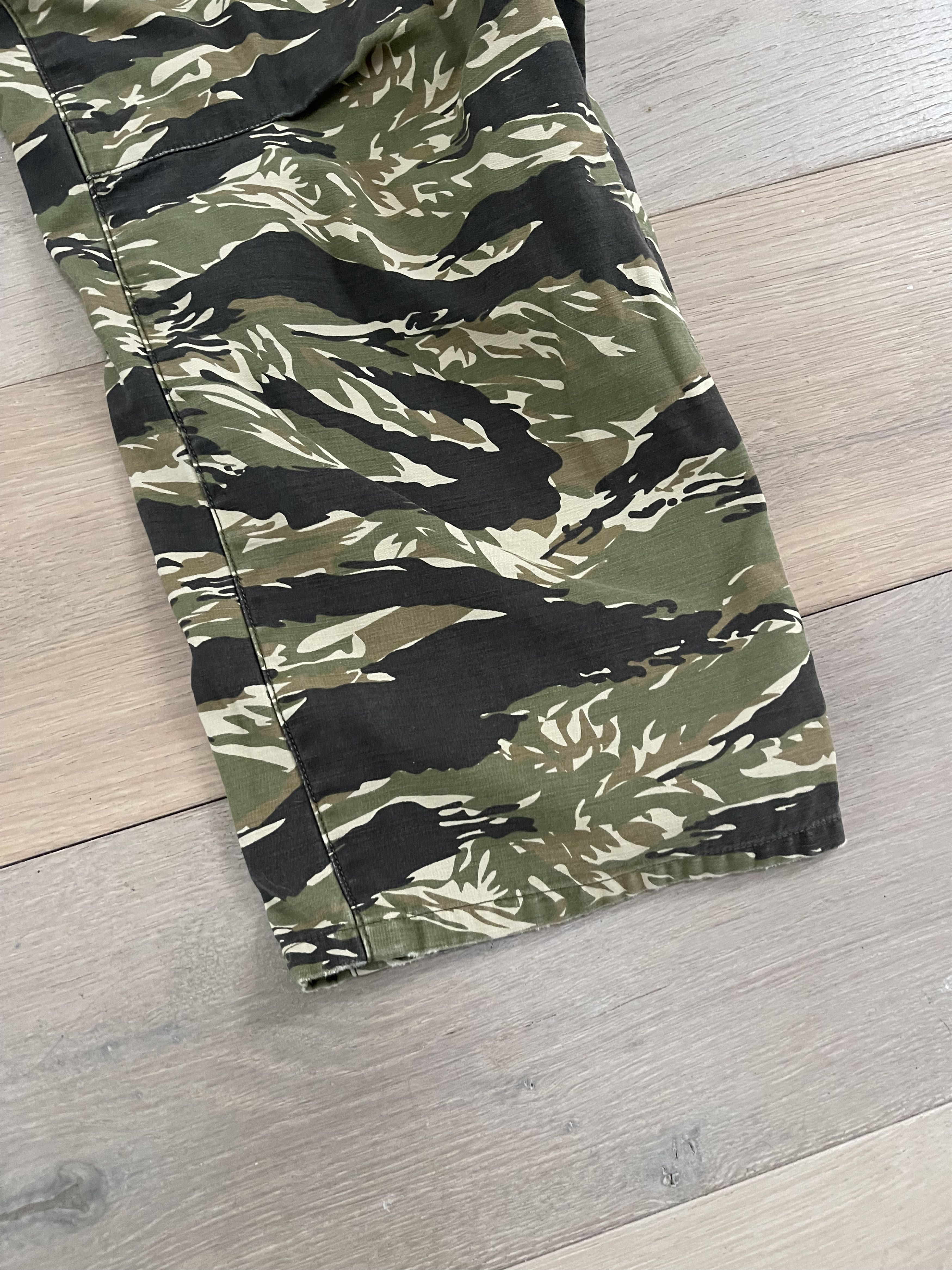 Nili Lotan Nili Lotan Army Cargo Shon Pants Size 27" / US 4 / IT 40 - 2 Thumbnail