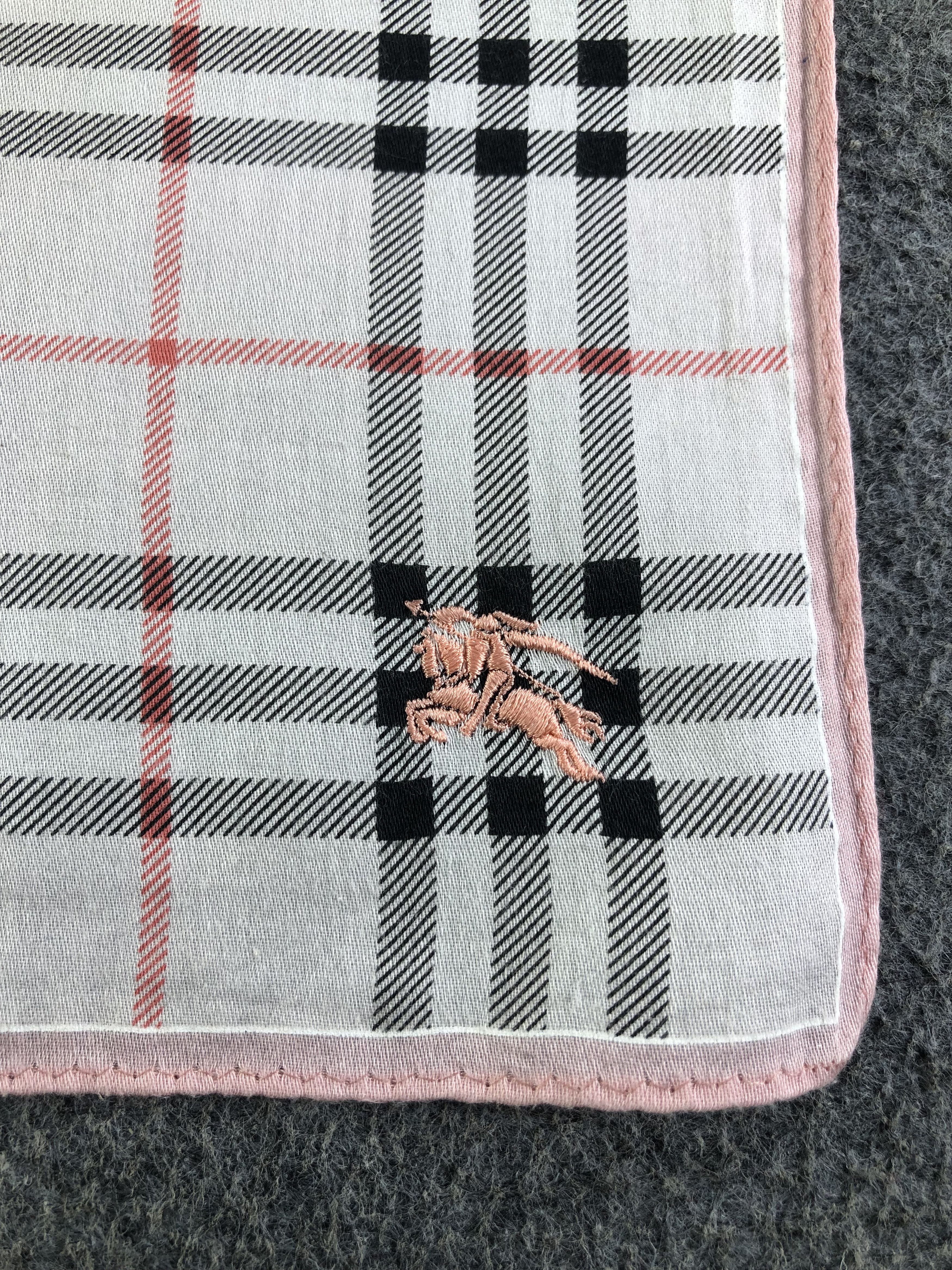 Burberry Burberry Handkerchief / Bandana / Neckerchief Size ONE SIZE - 5 Thumbnail