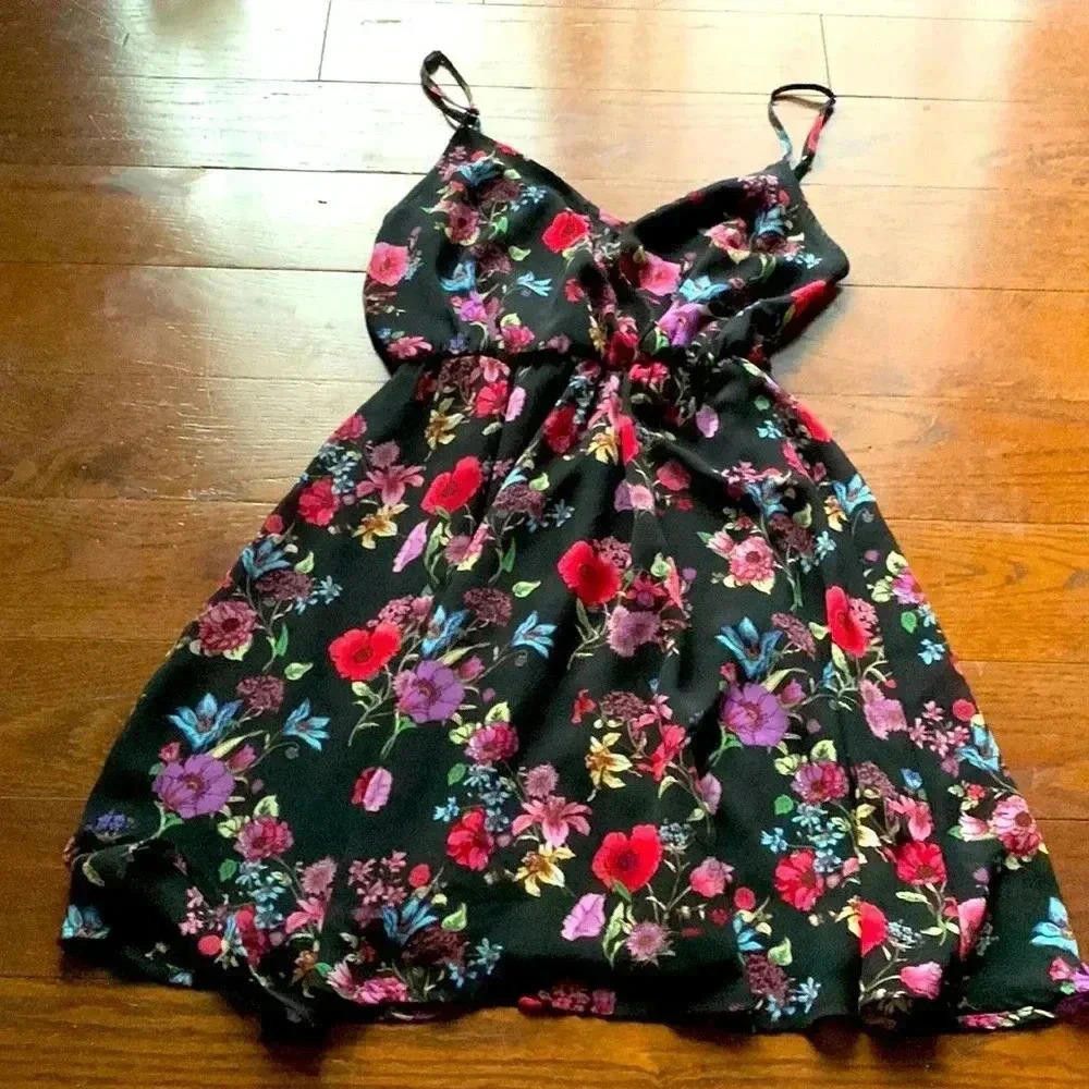 Forever 21 Forever 21 Floral Dress - XS Size XS / US 0-2 / IT 36-38 - 2 Thumbnail