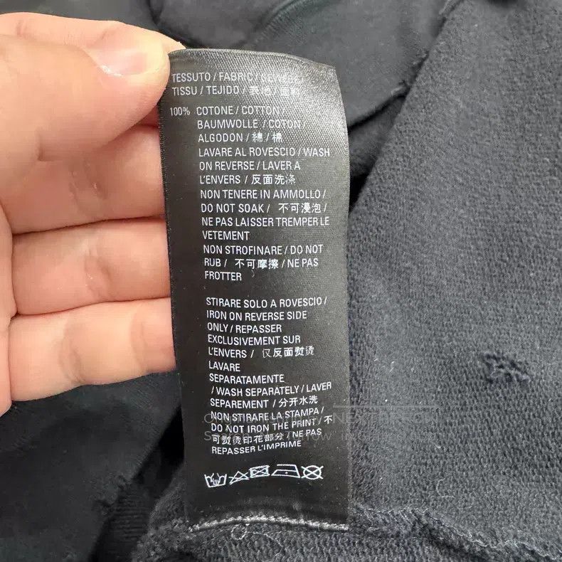 Balenciaga Balenciaga Distressed hooded sweatshirt Size US XL / EU 56 / 4 - 4 Thumbnail