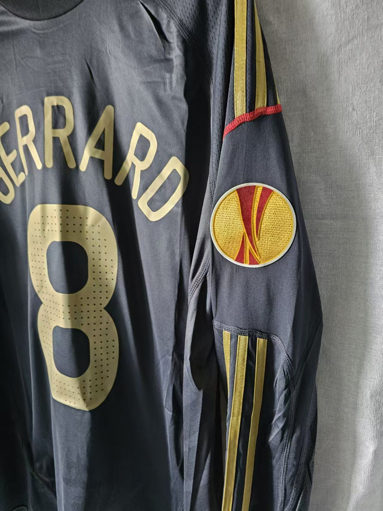 Other 2009 10 Liverpool #8 Steven Gerrard Jersey Away Size US M / EU 48-50 / 2 - 4 Thumbnail