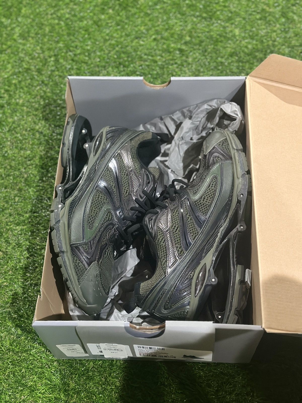 Balenciaga Size 11 - Balenciaga Expander Green Size US 11 / EU 44 - 1 Thumbnail