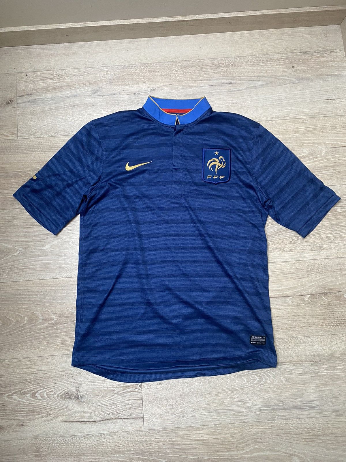 Nike Zidane France jersey Size US M / EU 48-50 / 2 - 1 Thumbnail