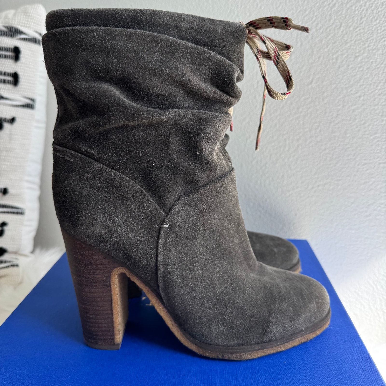 See by Chloe See by Chloe Gray Suede Slouchy Ankle Stacked Heel Boots Size US 8.5 / IT 38.5 - 1 Thumbnail