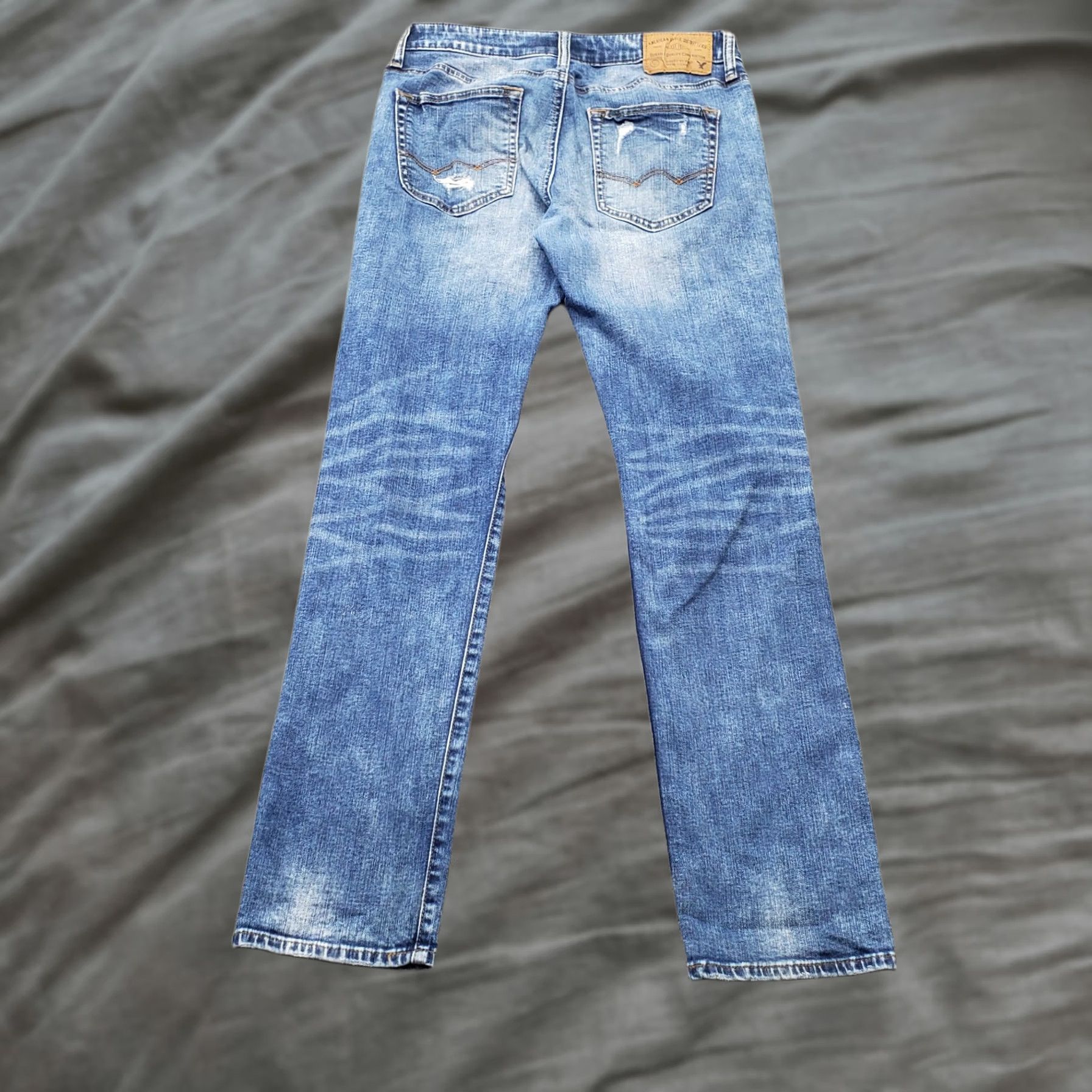 American Eagle Outfitters American Eagle Outfitters Jeans Womens 29x30 Blue Denim Distressed Regular Straight 5-Pocket Design Denim Blue Menus: N/A Size 29" - 1 Thumbnail