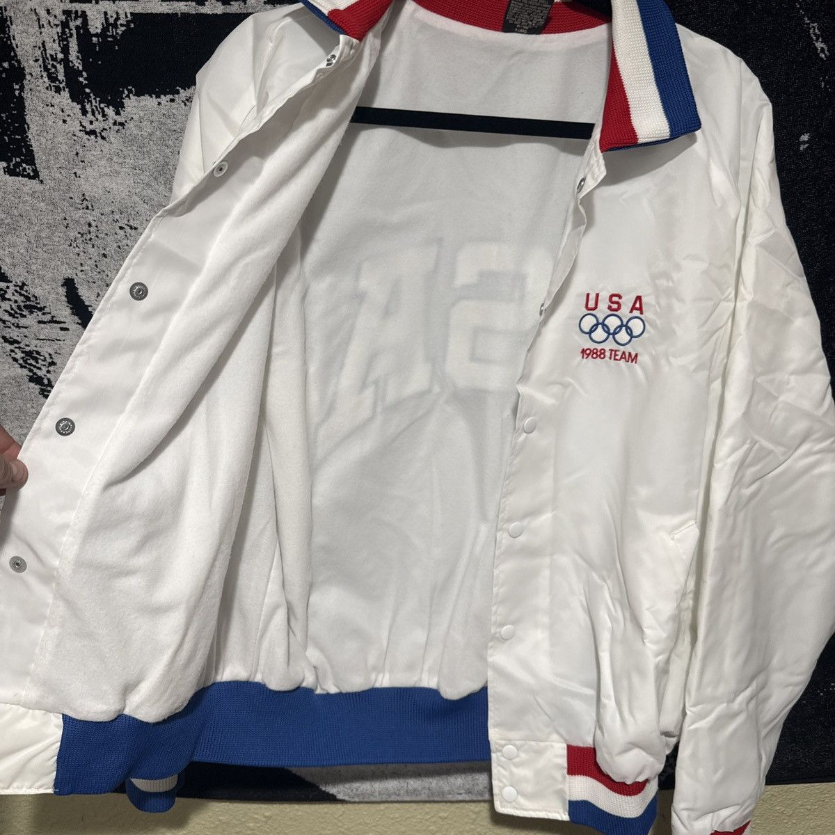 Other VTG NWOT 1988 USA Olympics Satin Bomber Jacket Size XL Size US XL / EU 56 / 4 - 5 Thumbnail